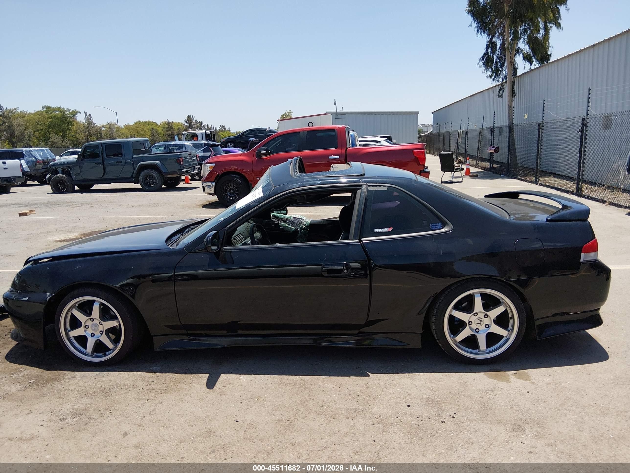 1998 Honda Prelude Type Sh Black vin: JHMBB6158WC012192