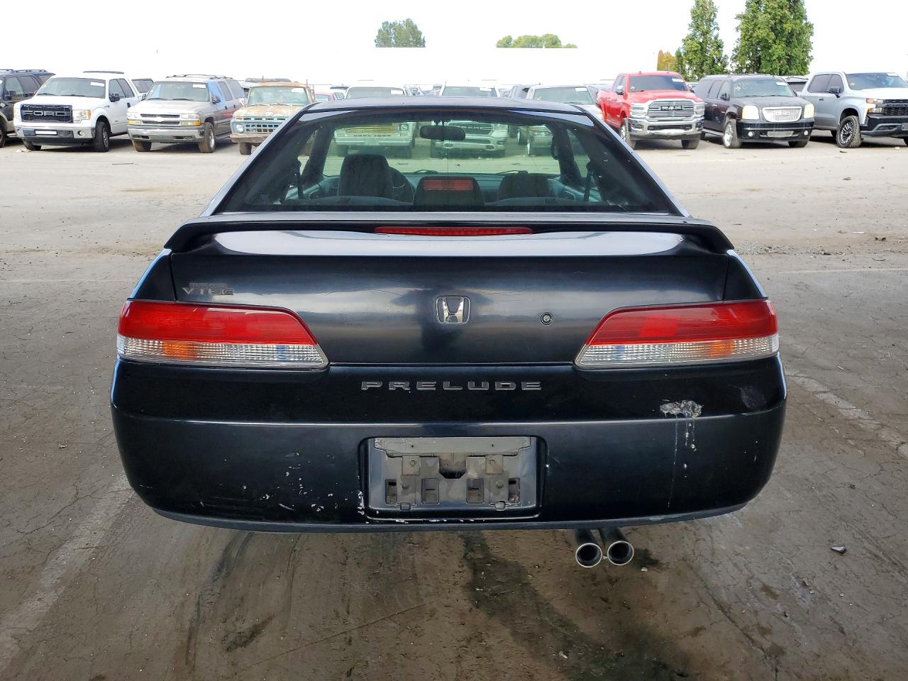 2001 Honda Prelude Black vin: JHMBB62401C000178