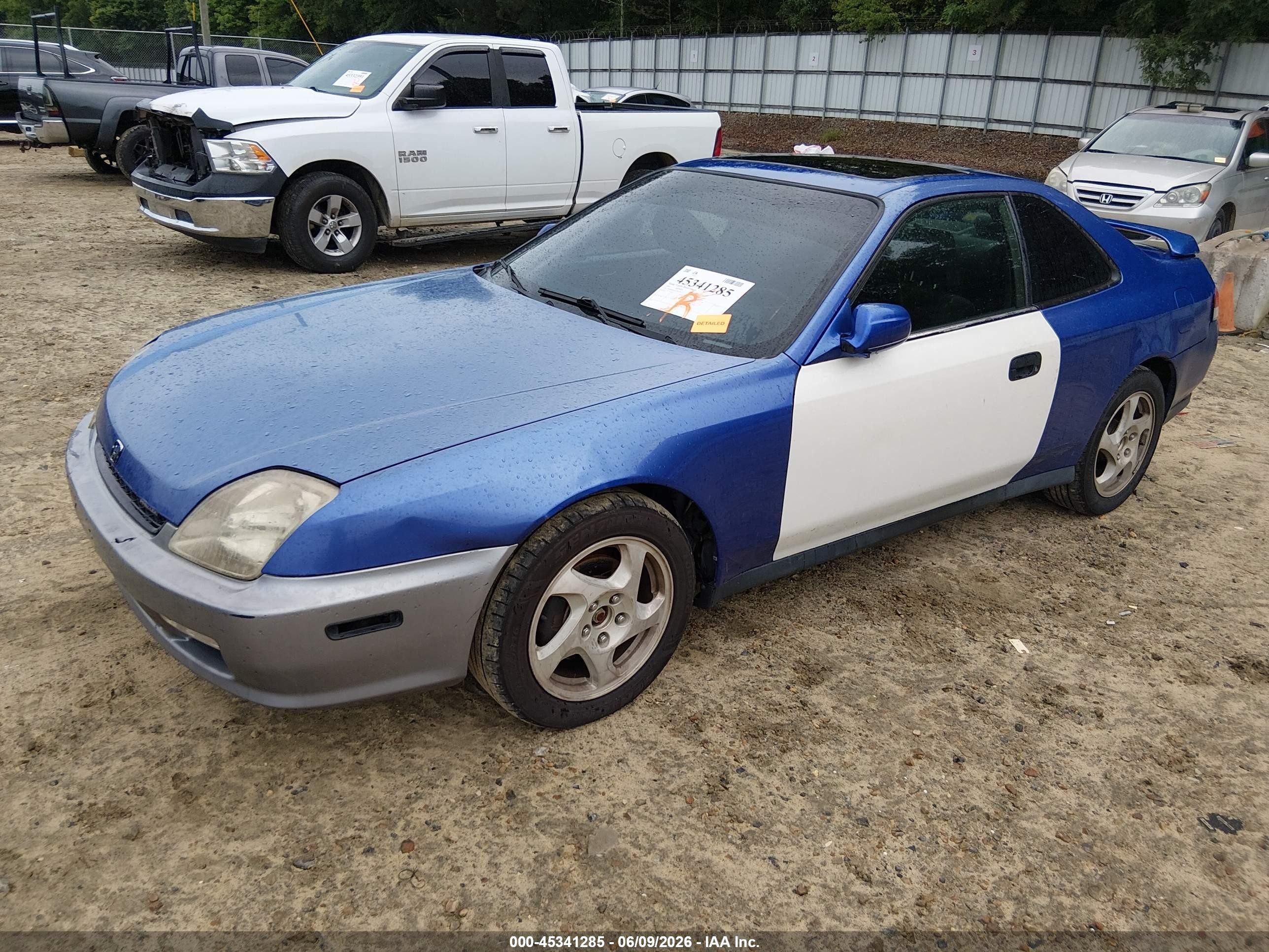 2001 Honda Prelude   Синий vin: JHMBB62401C002593