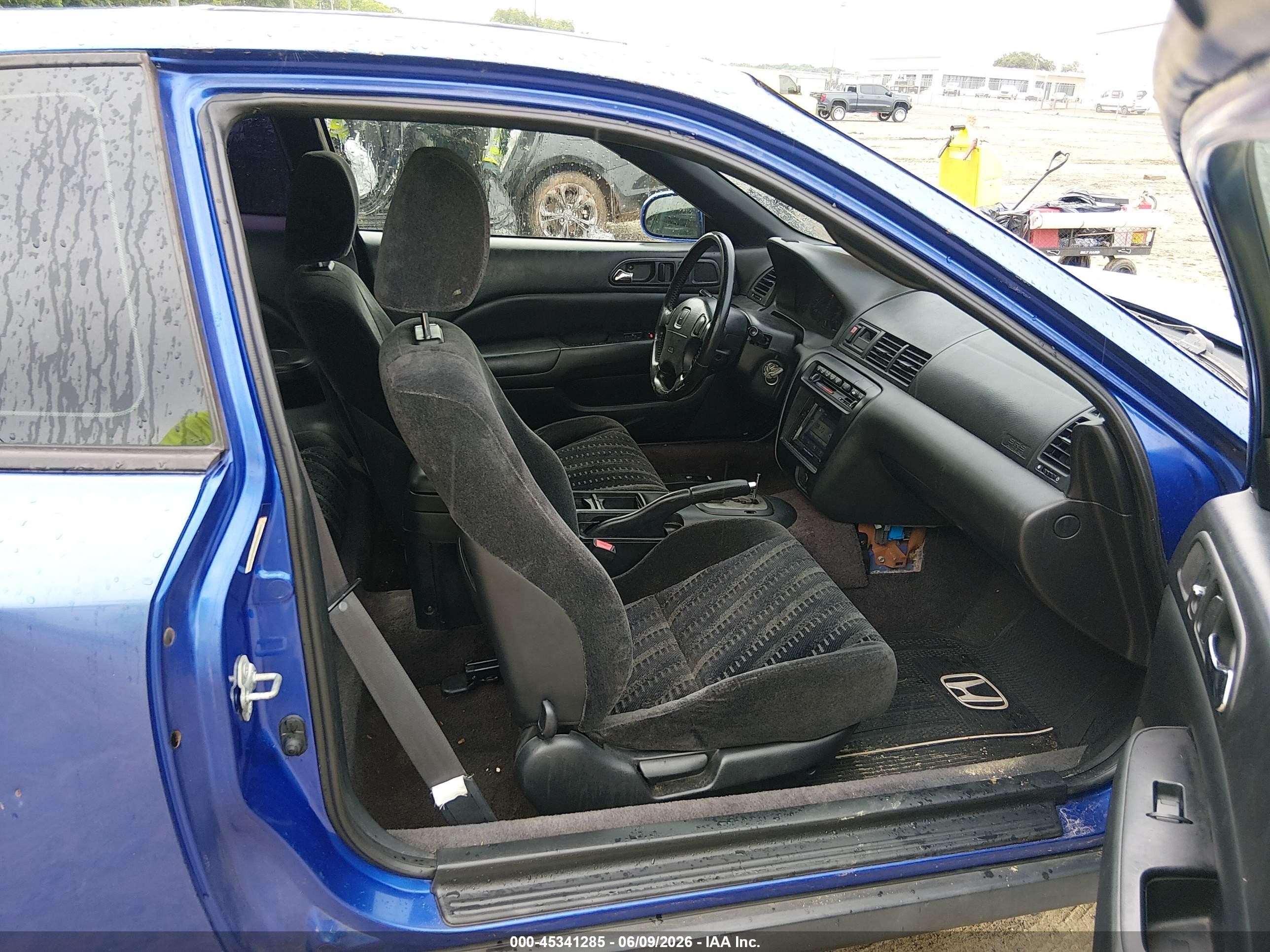 2001 Honda Prelude   Синий vin: JHMBB62401C002593
