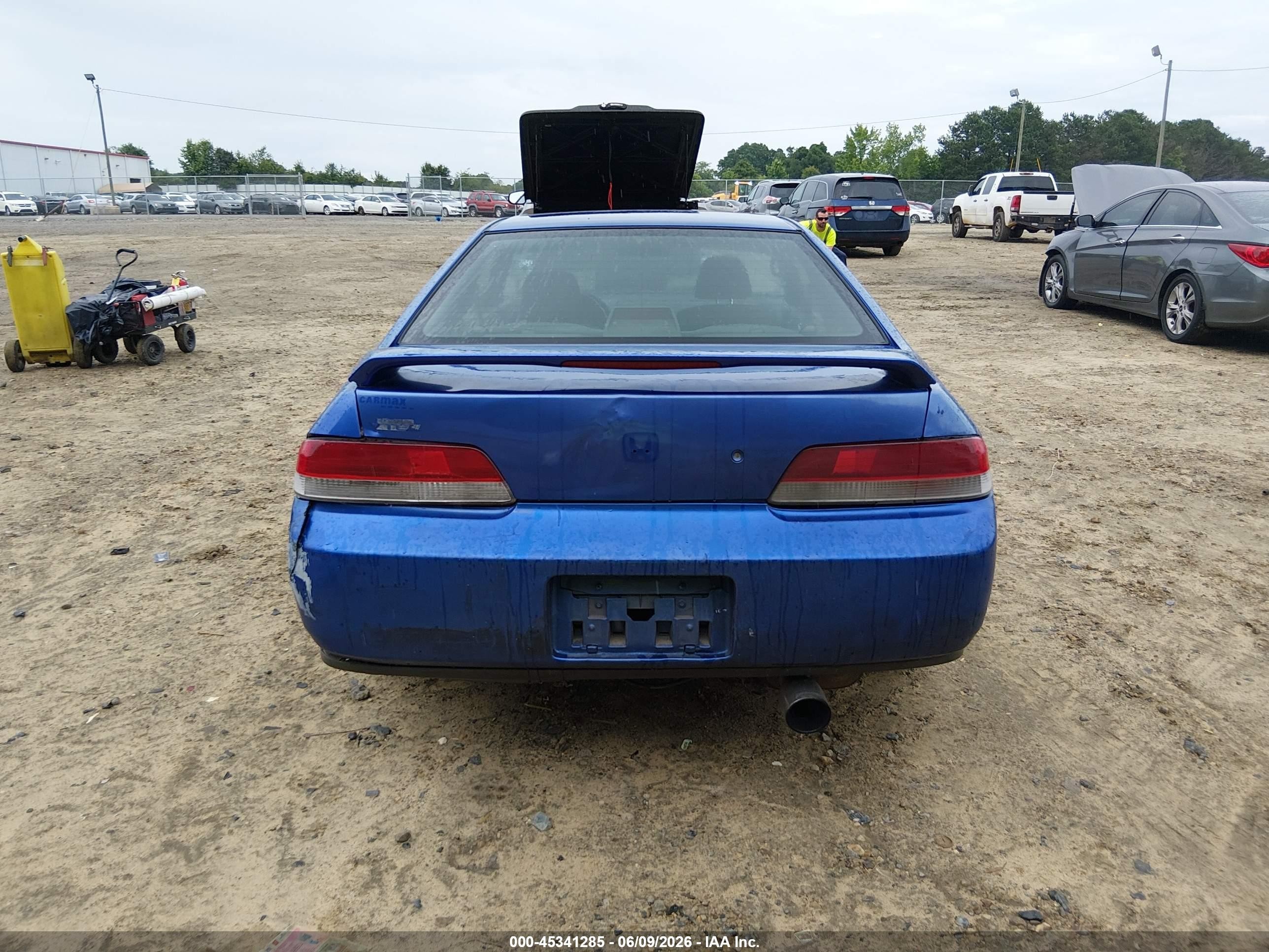 2001 Honda Prelude   Синий vin: JHMBB62401C002593