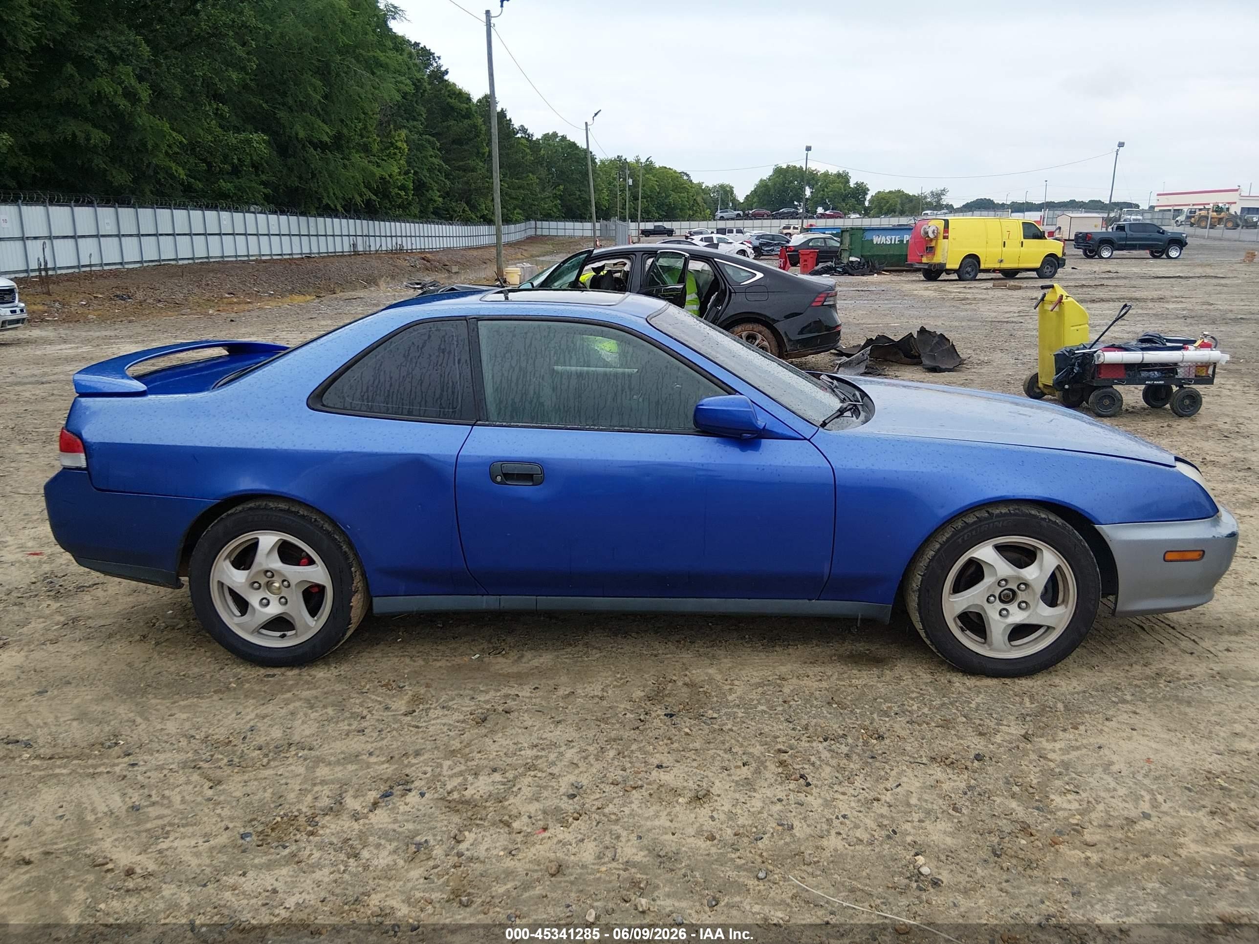 2001 Honda Prelude   Синий vin: JHMBB62401C002593