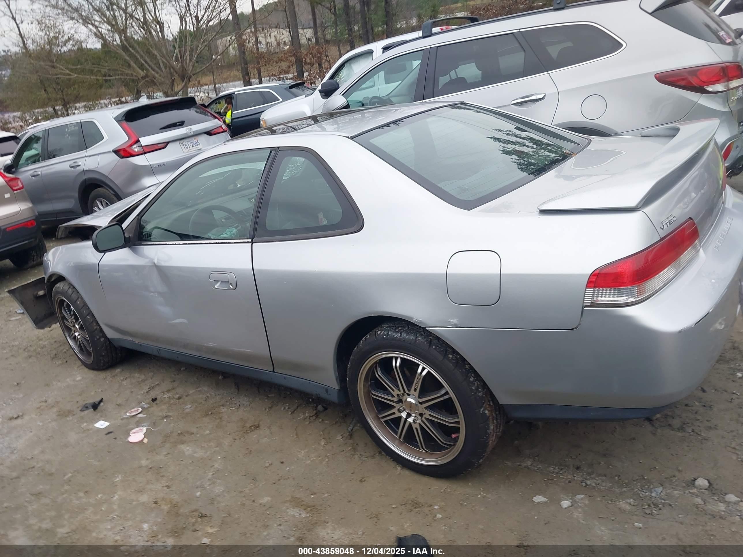 2001 Honda Prelude   Silver vin: JHMBB62411C007754