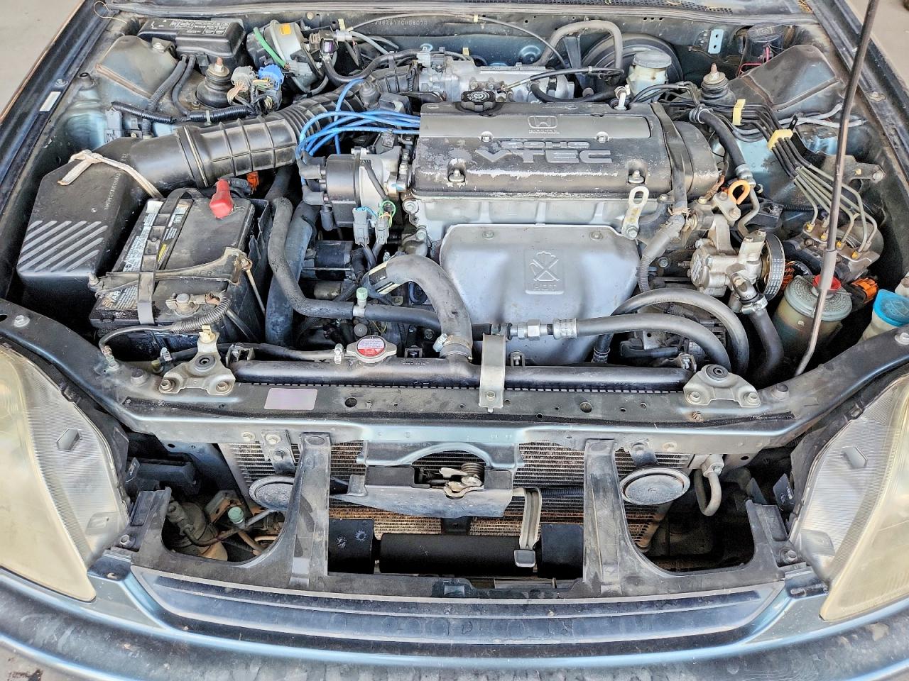 1997 Honda Prelude Gray vin: JHMBB6241VC008070