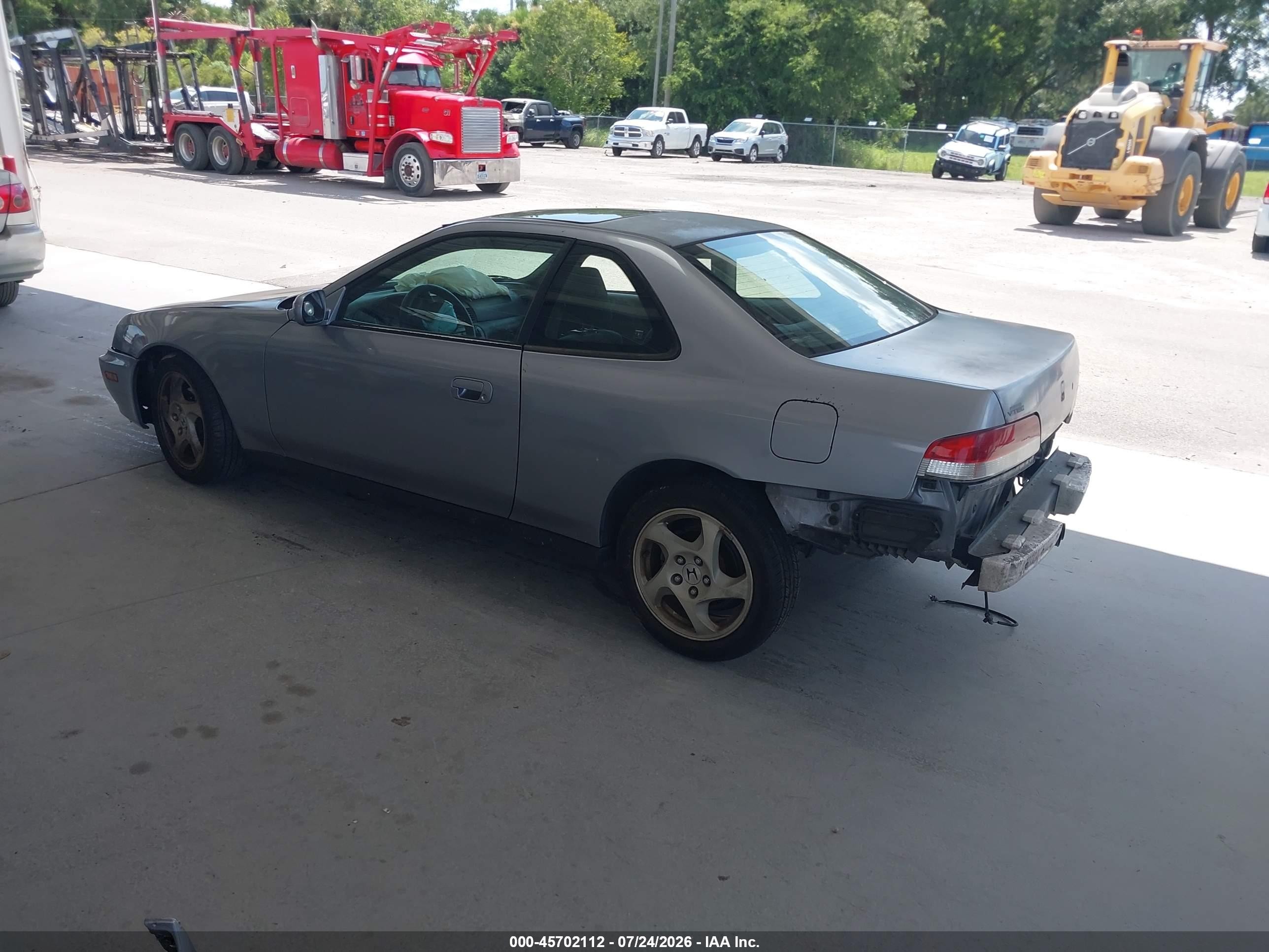 2000 Honda Prelude   Silver vin: JHMBB6243YC009967
