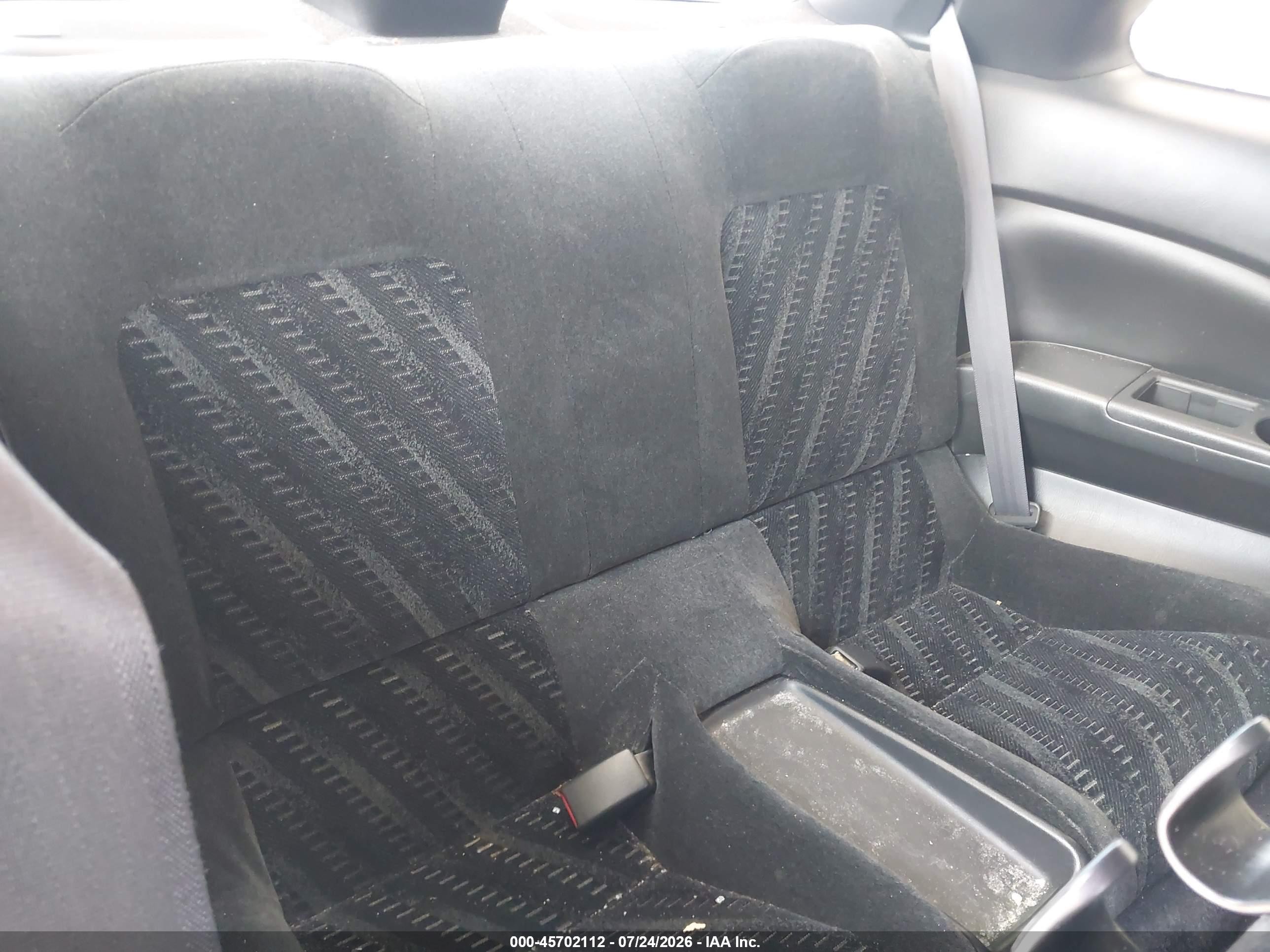 2000 Honda Prelude   Silver vin: JHMBB6243YC009967