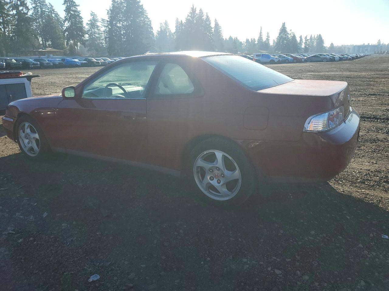 1997 Honda Prelude Red vin: JHMBB6244VC015126