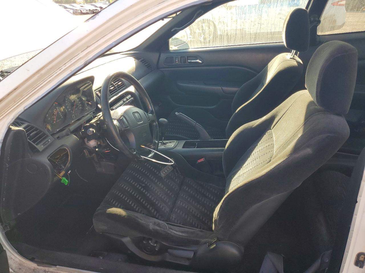 1998 Honda Prelude Белый vin: JHMBB6244WC001602
