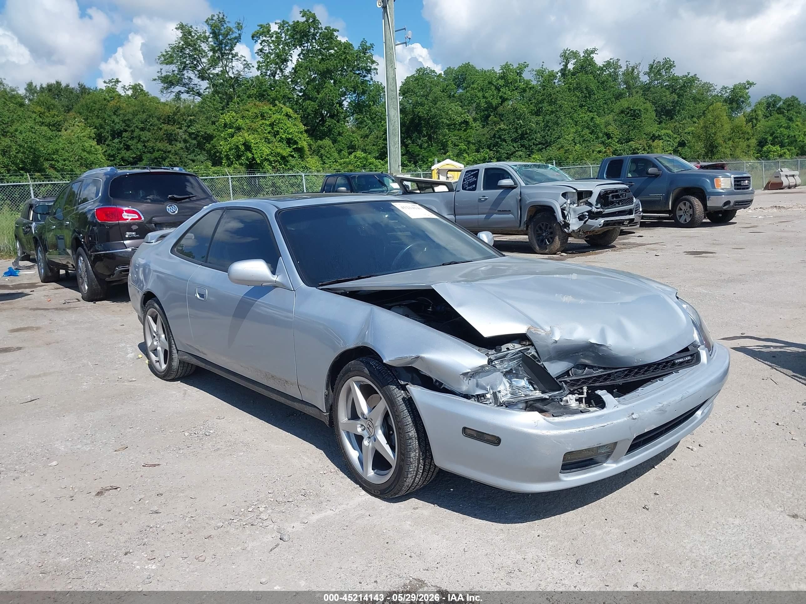 2001 Honda Prelude   Silver vin: JHMBB62451C011063