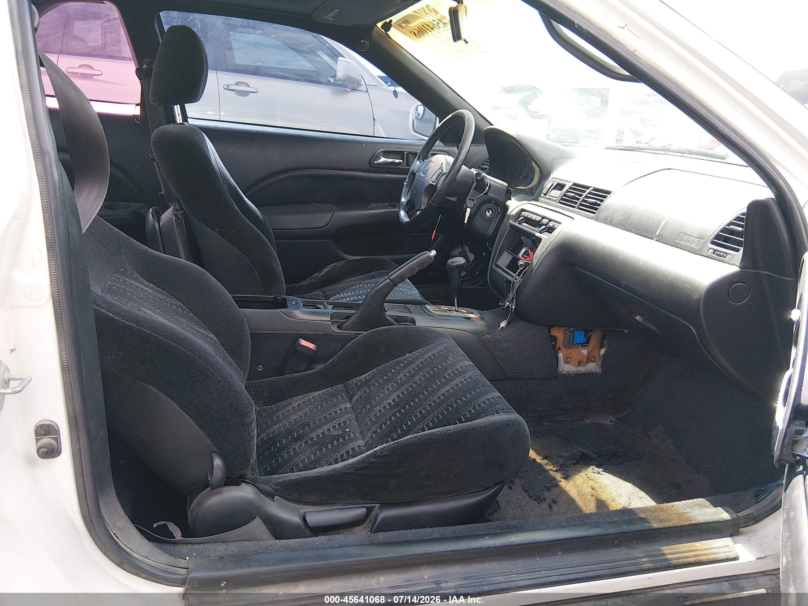 1999 Honda Prelude   White vin: JHMBB6245XC010357