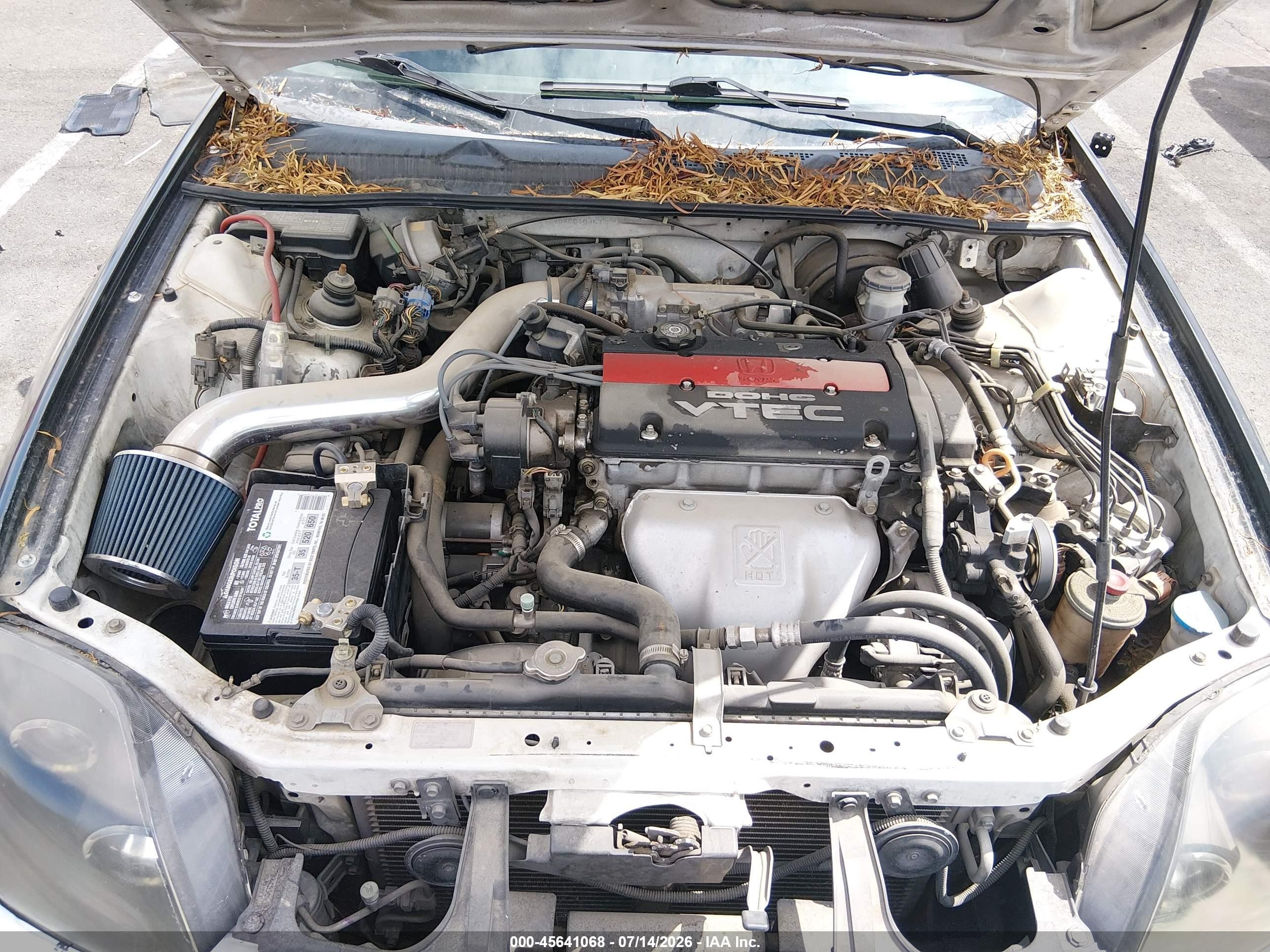 1999 Honda Prelude   White vin: JHMBB6245XC010357