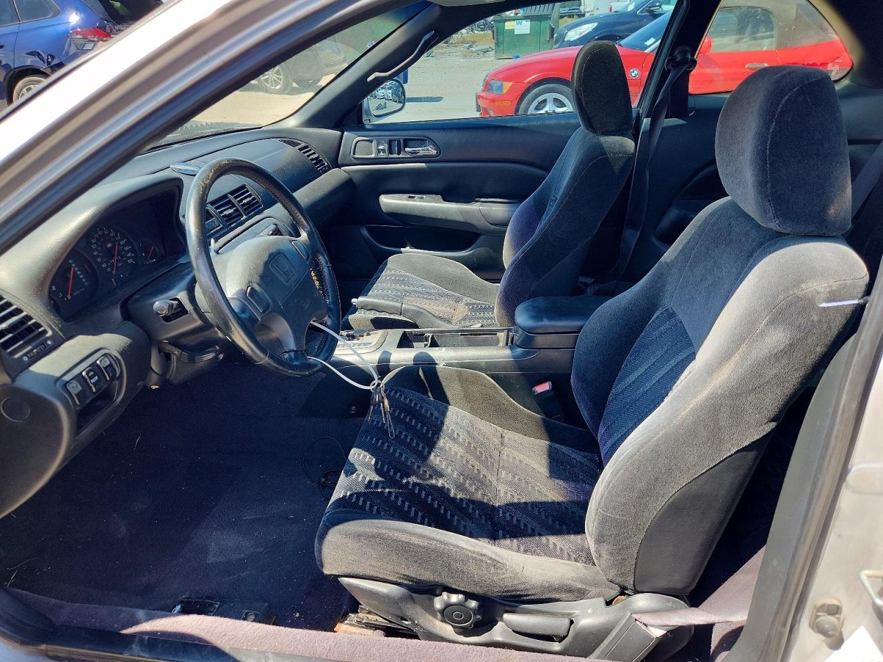 2001 Honda Prelude Silver vin: JHMBB62461C004056