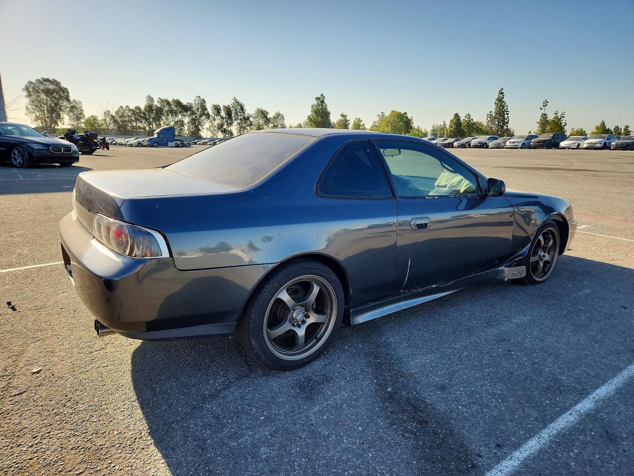 1998 Honda Prelude Gray vin: JHMBB6246WC012391