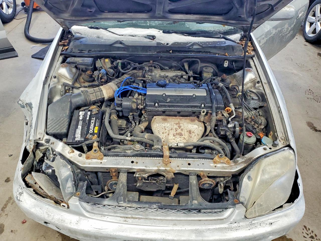 2001 Honda Prelude Silver vin: JHMBB62481C002356
