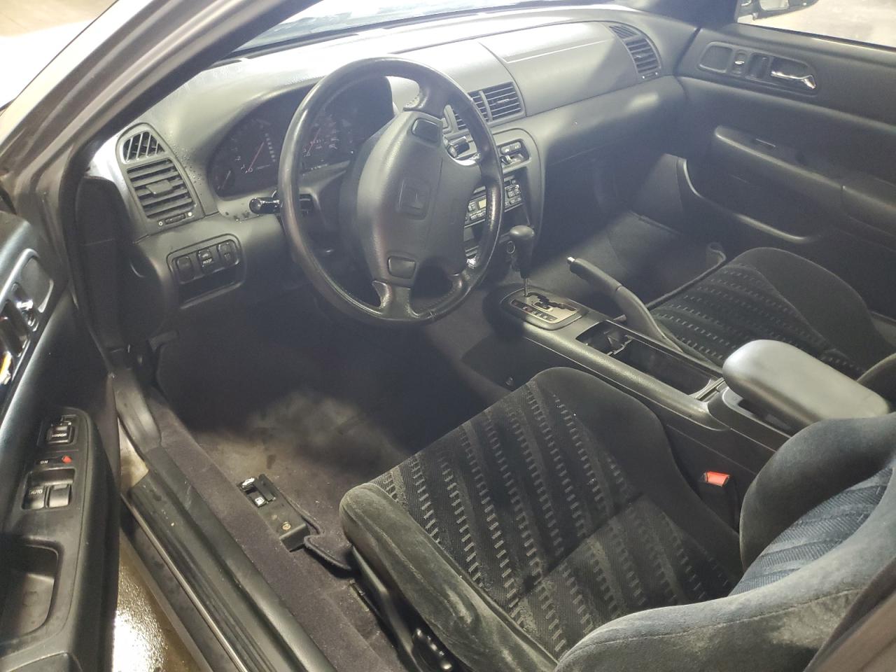 2001 Honda Prelude Silver vin: JHMBB62491C008909