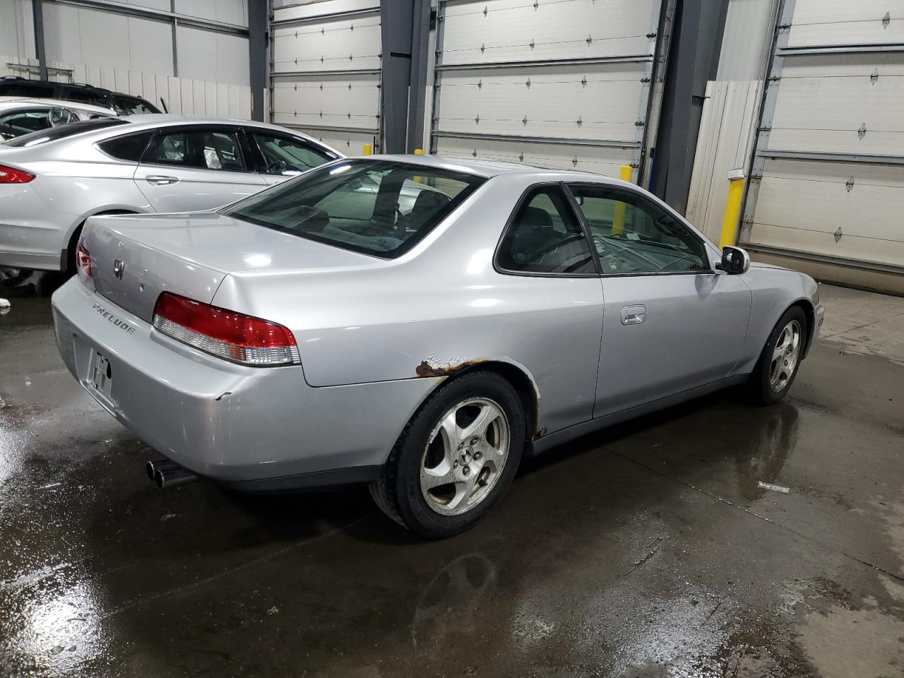 2001 Honda Prelude Silver vin: JHMBB62491C008909