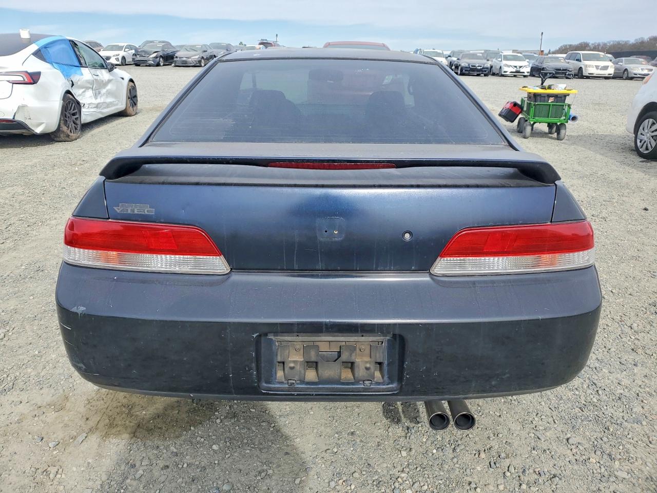 2001 Honda Prelude Black vin: JHMBB624X1C003654