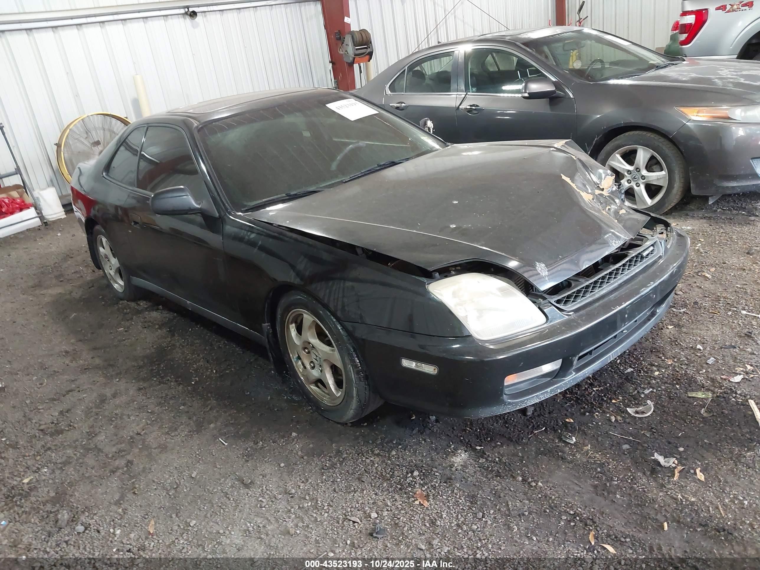 2001 Honda Prelude   Black vin: JHMBB624X1C010717