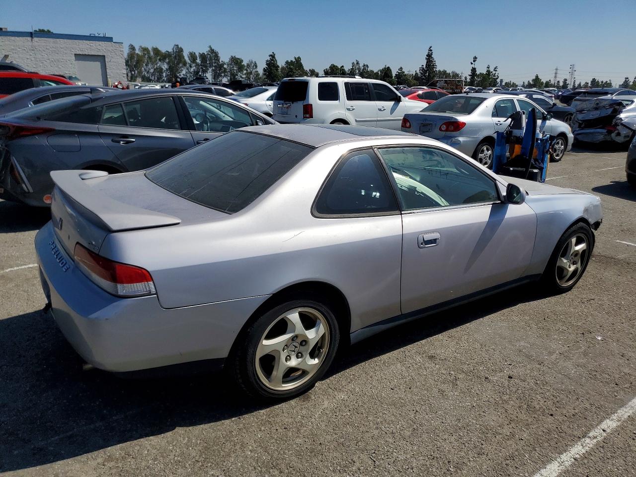 1997 Honda Prelude Silver vin: JHMBB624XVC007807