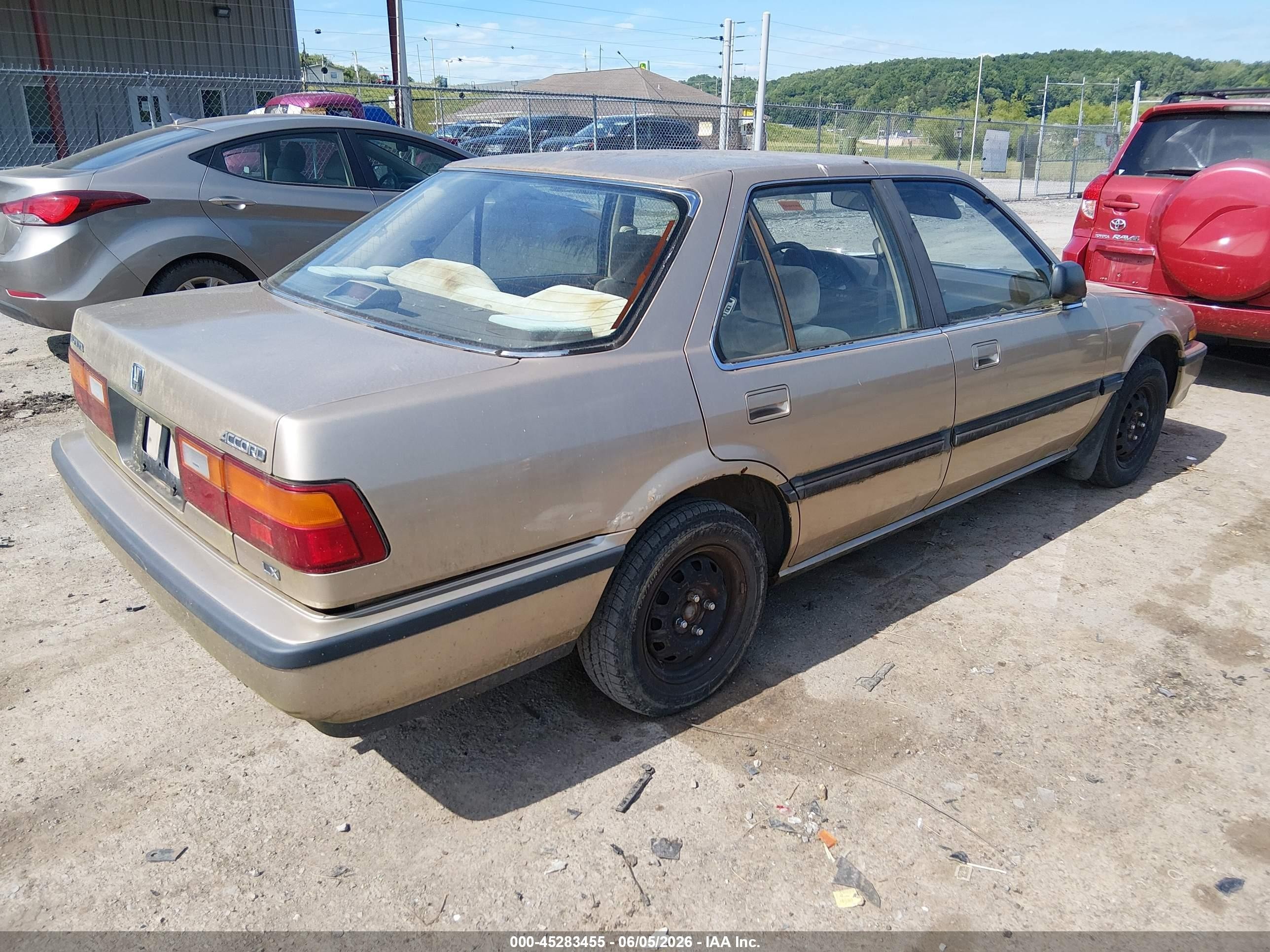 1989 Honda Accord Lx Золотой vin: JHMCA553XKC064220