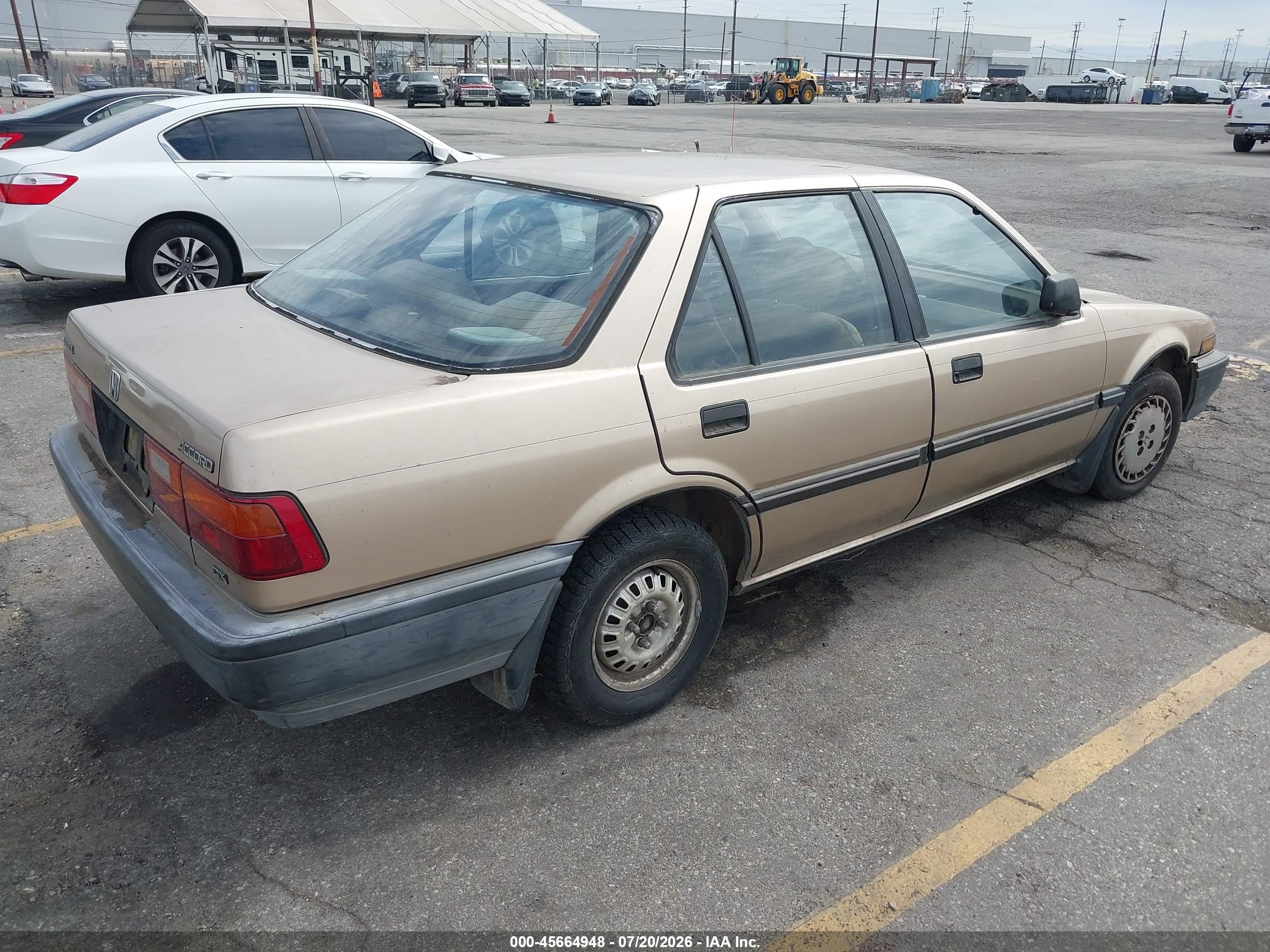 1989 Honda Accord Dx Gold vin: JHMCA5626KC117856