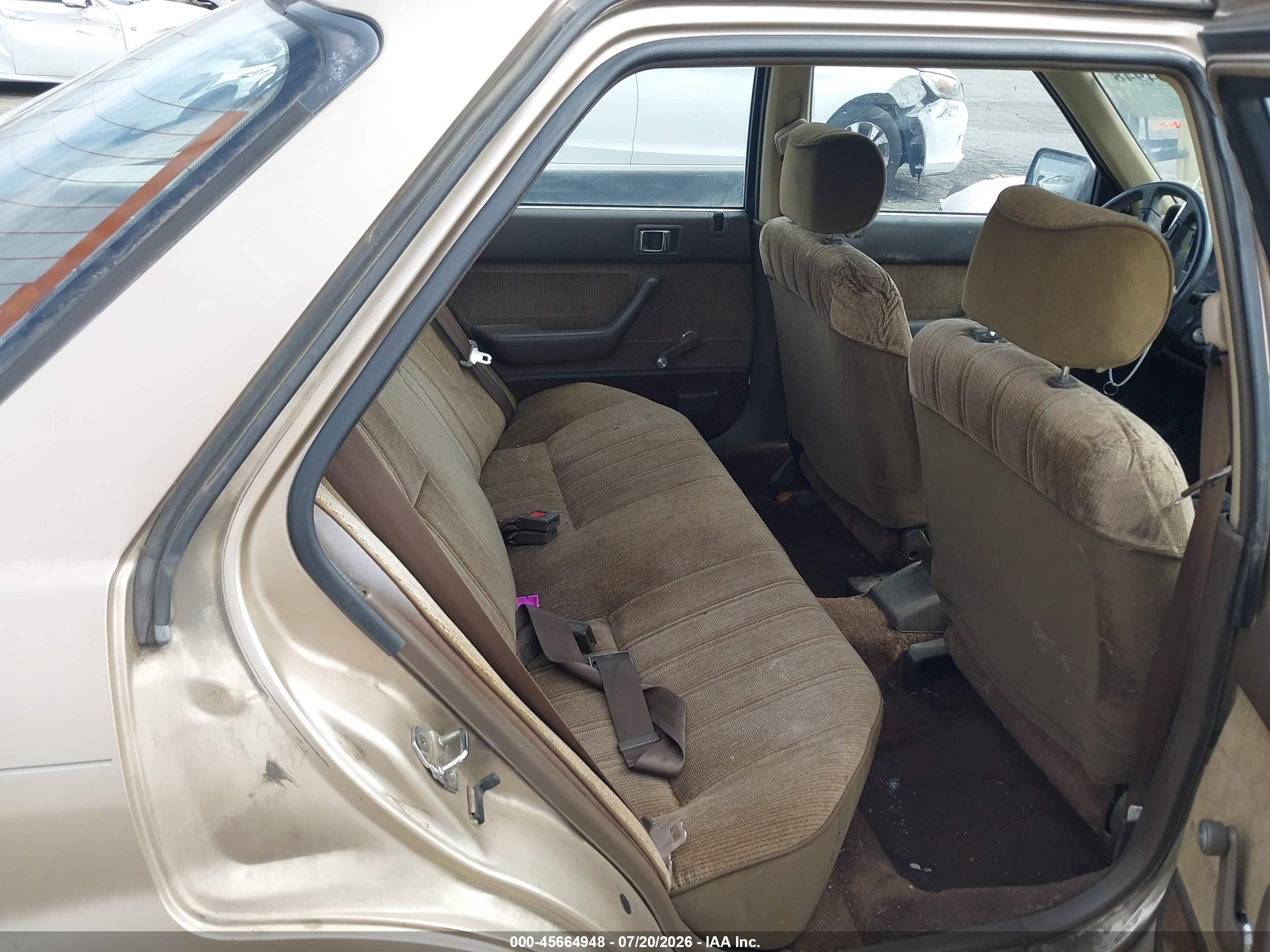 1989 Honda Accord Dx Gold vin: JHMCA5626KC117856