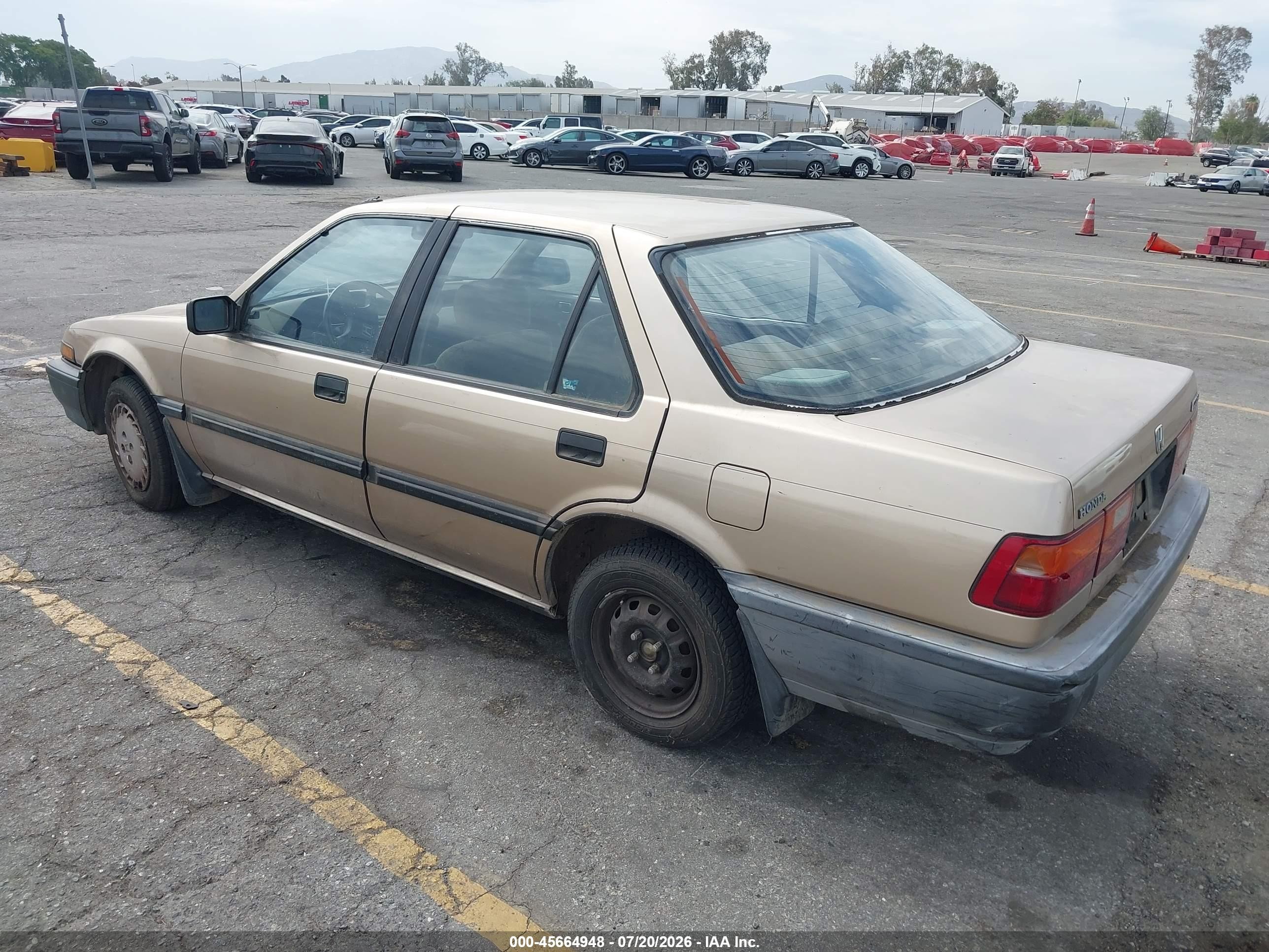 1989 Honda Accord Dx Gold vin: JHMCA5626KC117856