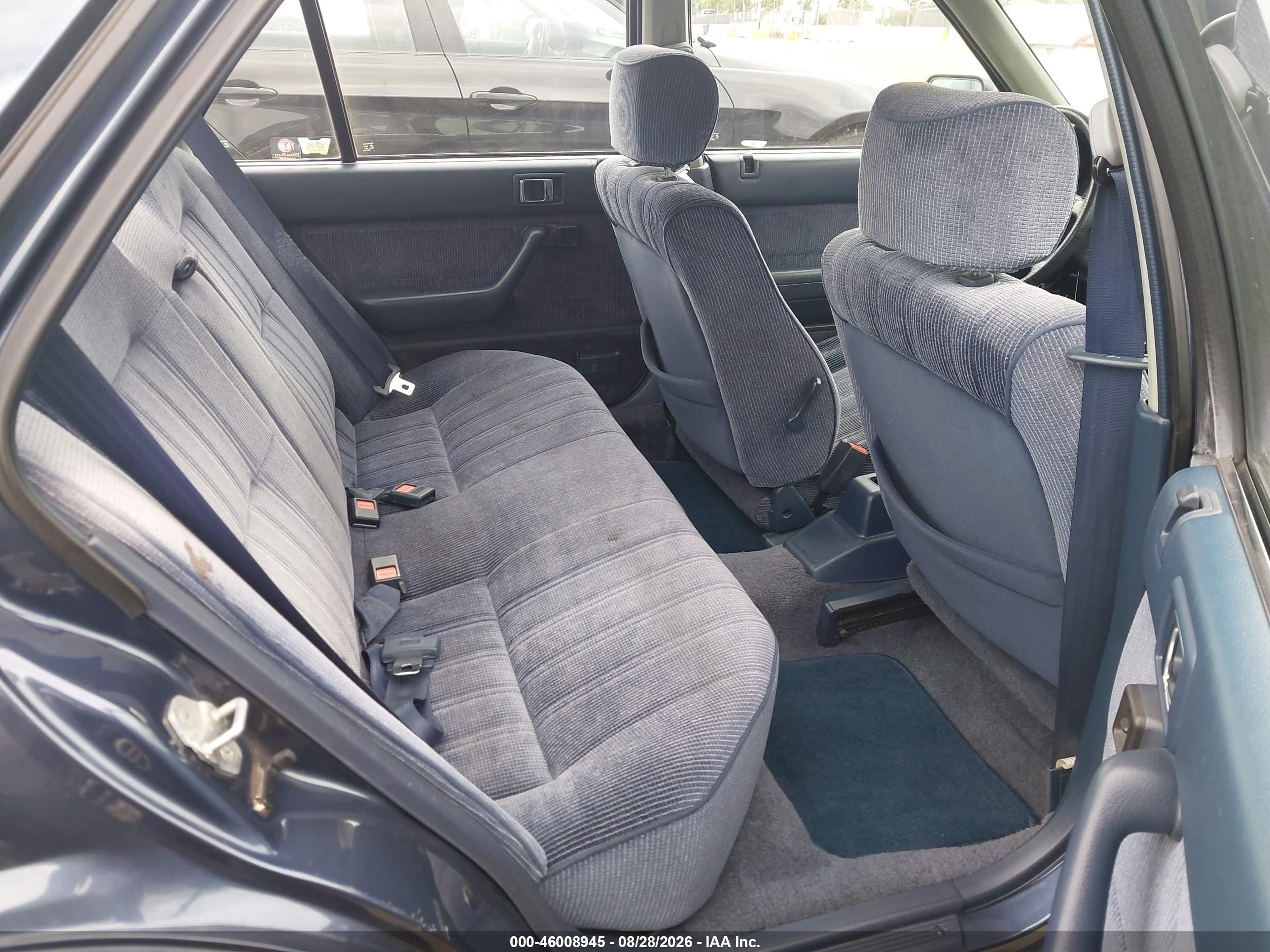 1988 Honda Accord Lxi Синий vin: JHMCA5640JC125824