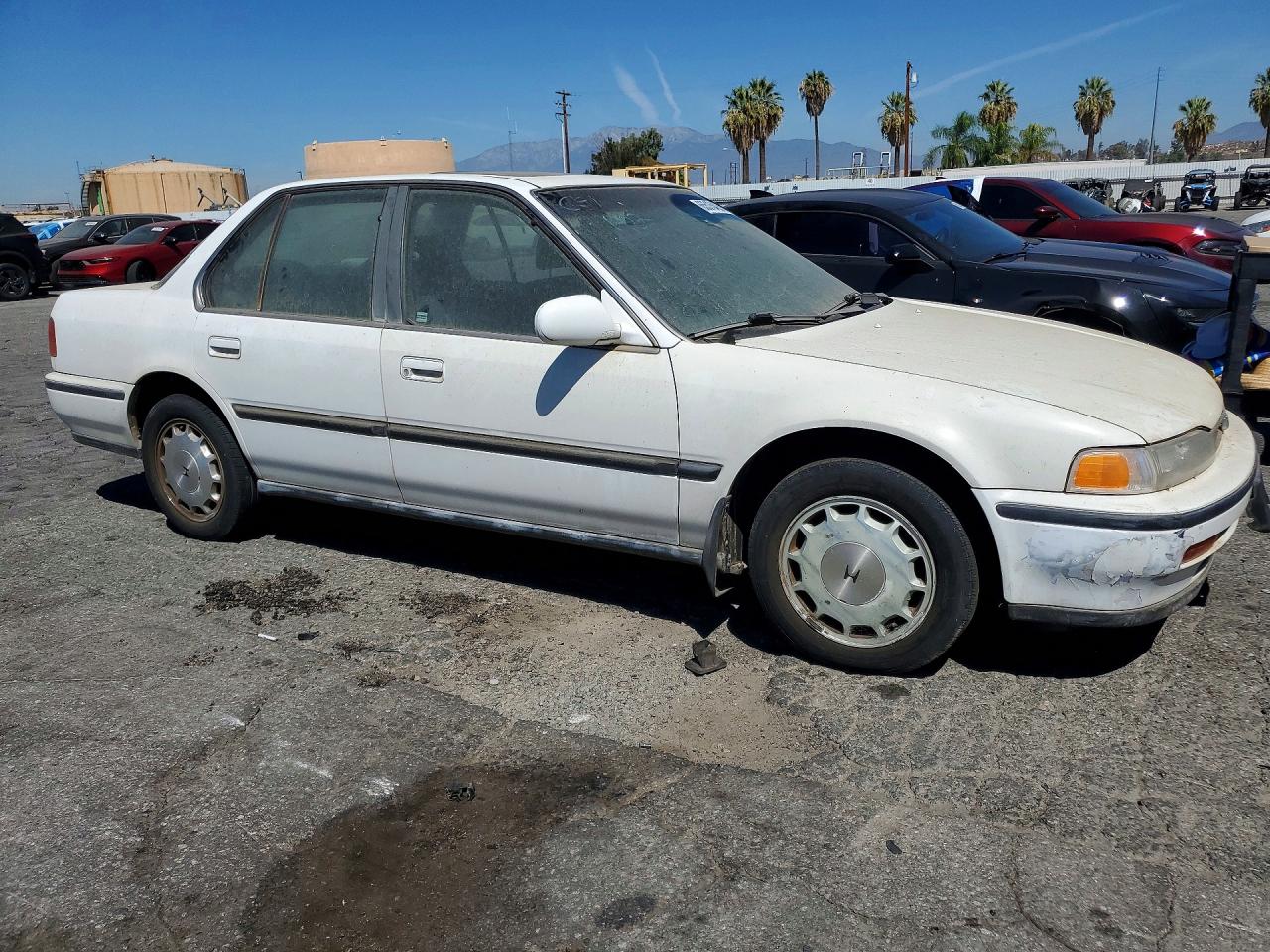 1993 Honda Accord Ex White vin: JHMCB7579PC051784