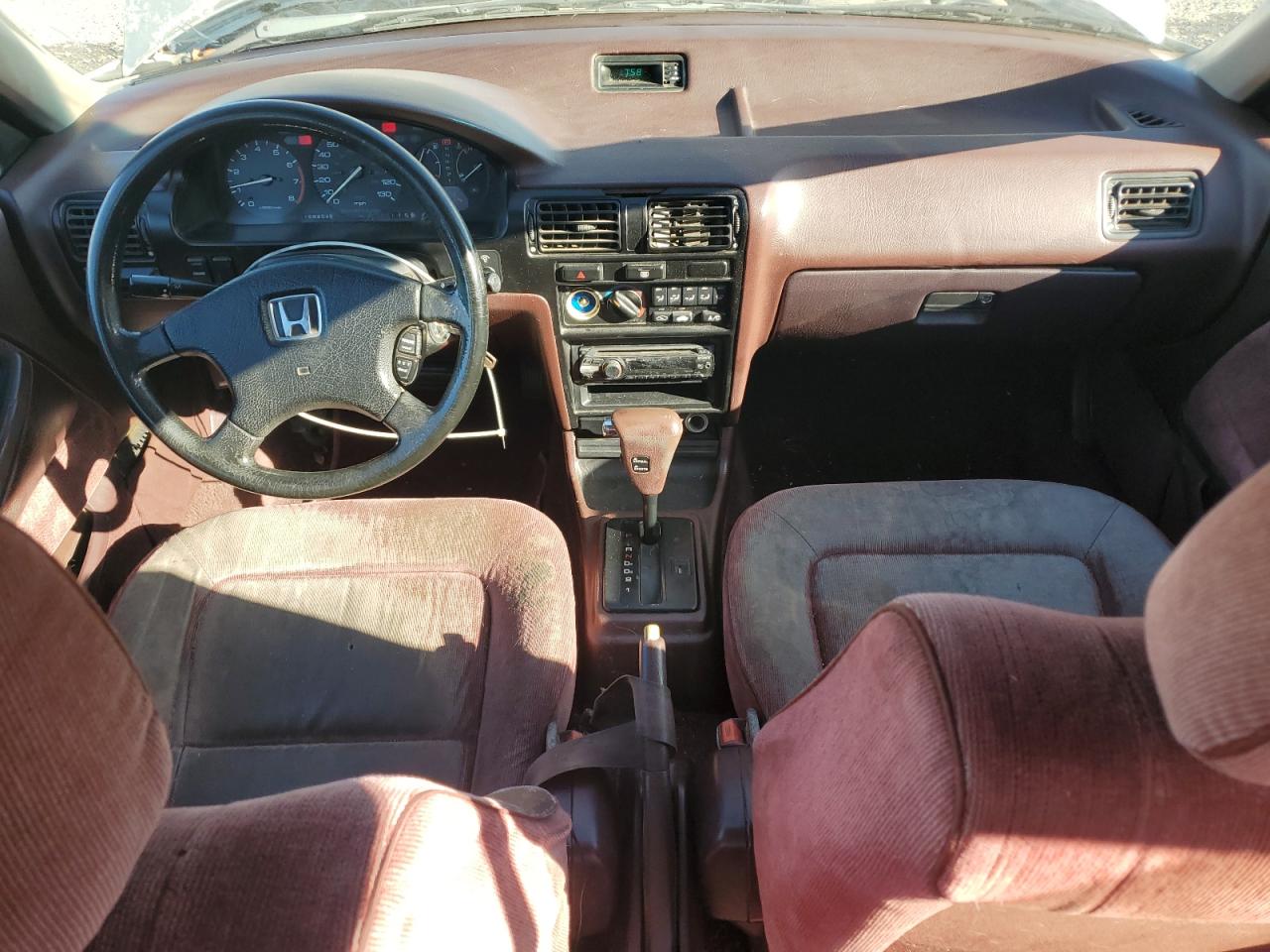 1990 Honda Accord Lx Silver vin: JHMCB7651LC129028