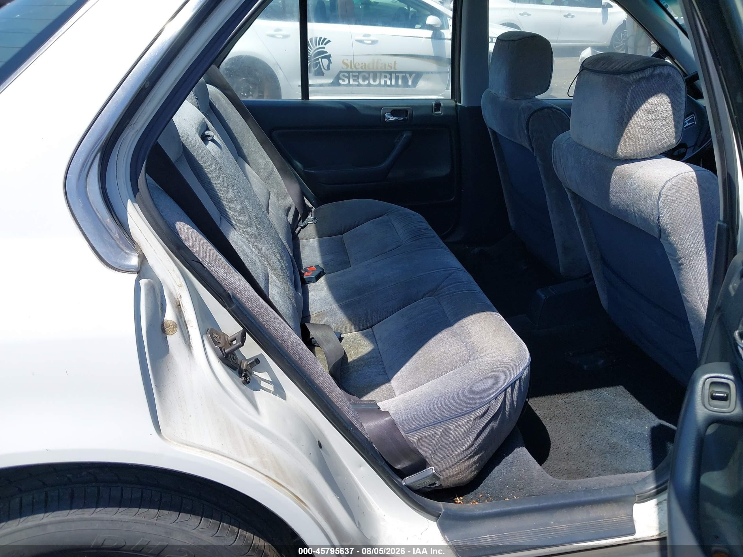 1991 Honda Accord Lx/ex White vin: JHMCB7652MC048265