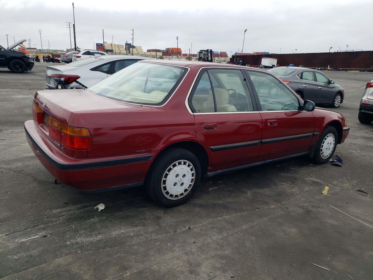1990 Honda Accord Lx Burgundy vin: JHMCB7653LC053490