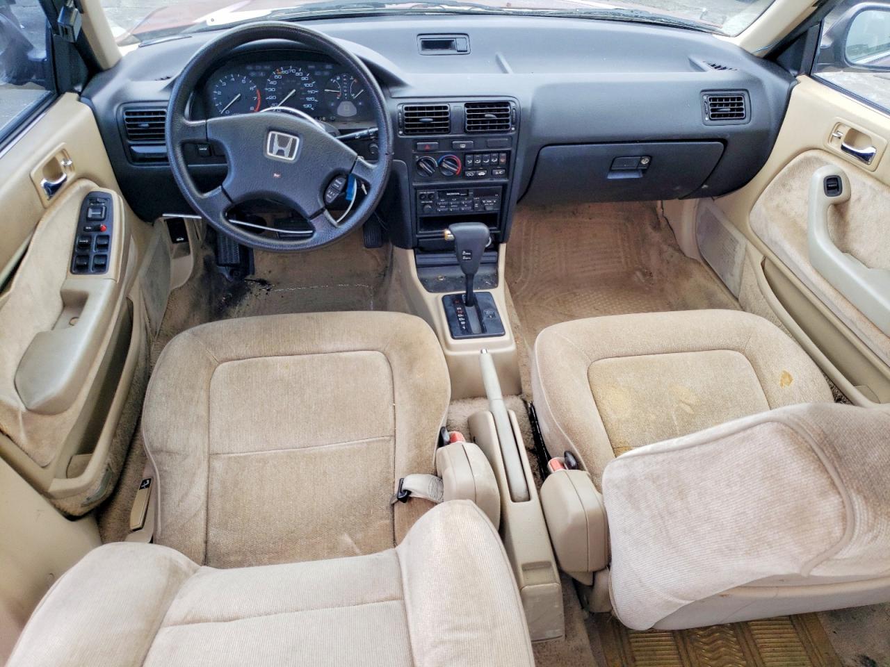 1990 Honda Accord Lx Burgundy vin: JHMCB7653LC053490