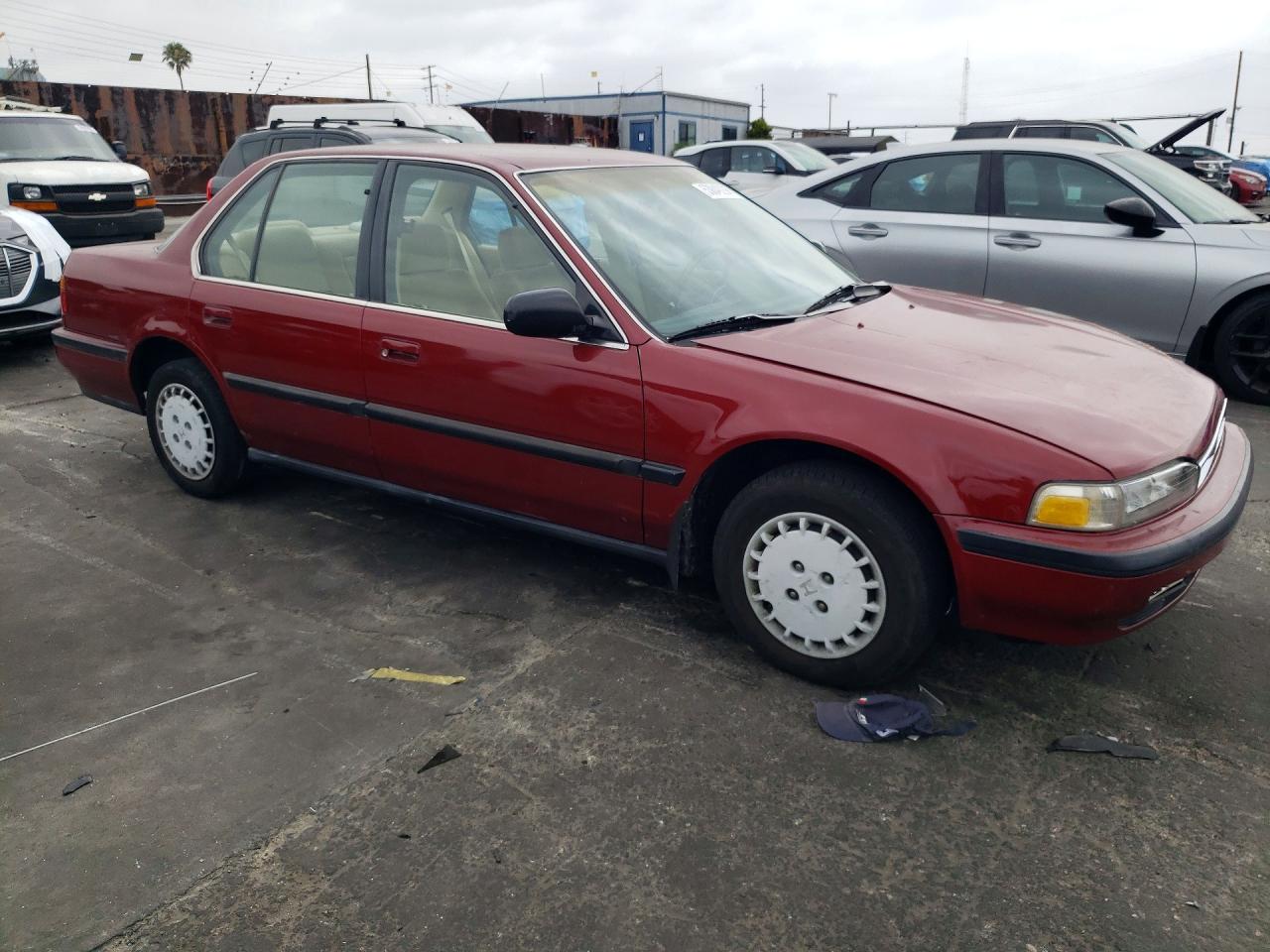 1990 Honda Accord Lx Burgundy vin: JHMCB7653LC053490