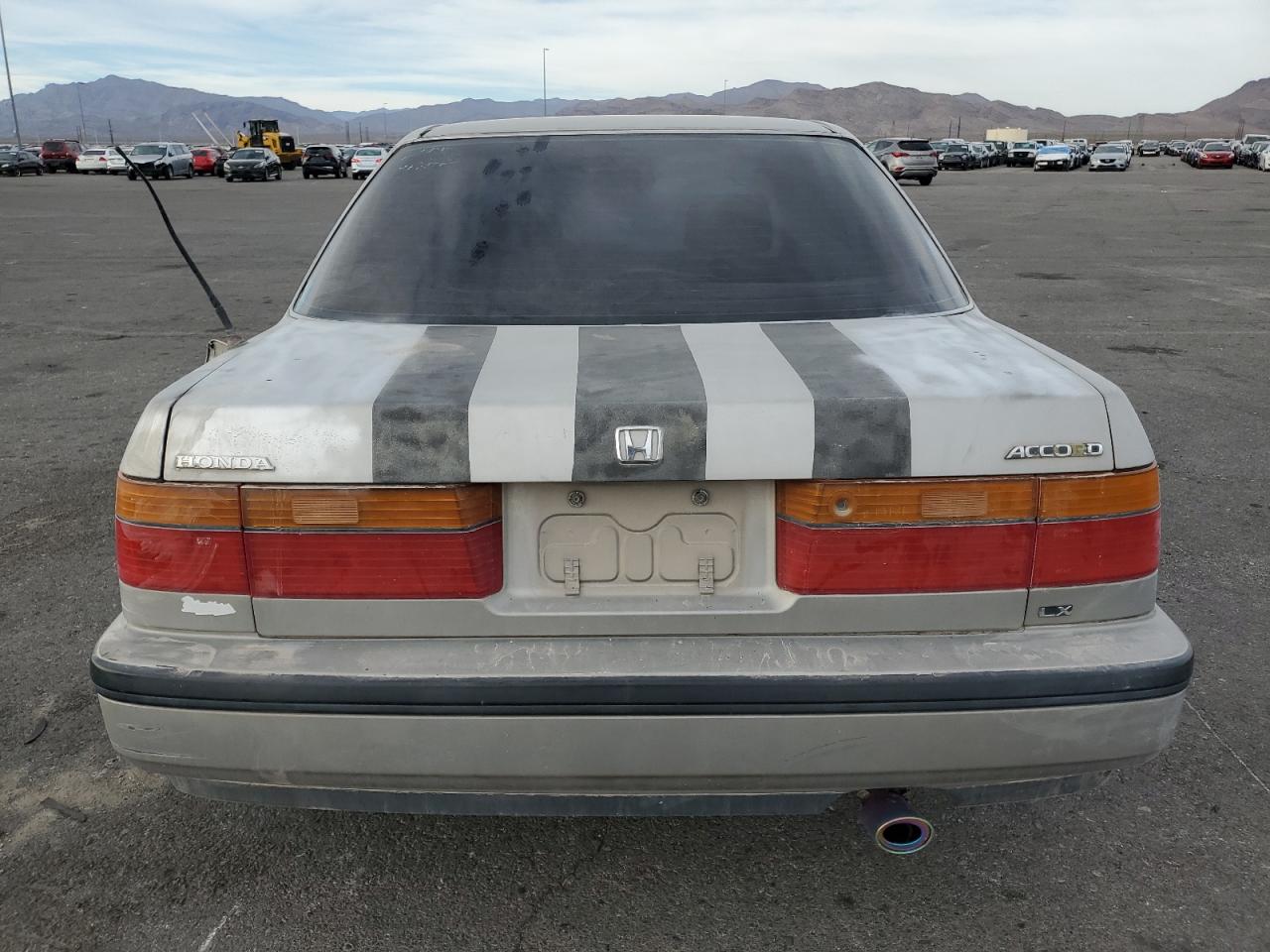 1990 Honda Accord Lx Silver vin: JHMCB7654LC085848