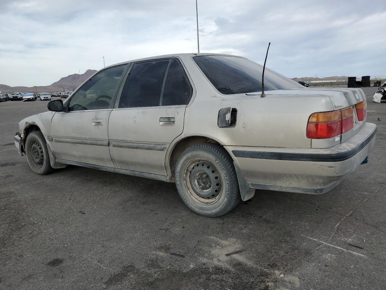 1990 Honda Accord Lx Silver vin: JHMCB7654LC085848