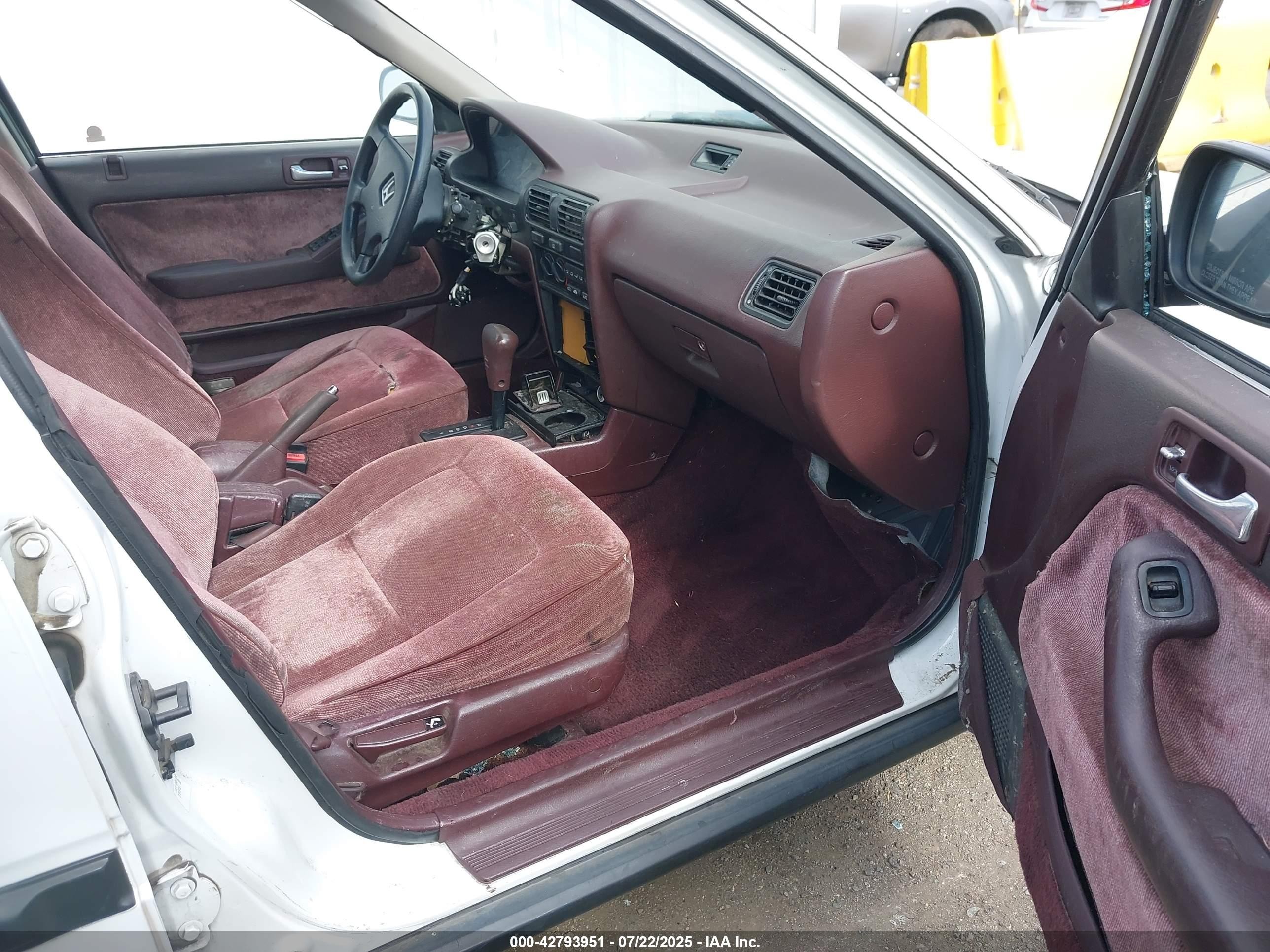 1990 Honda Accord Lx/ex Белый vin: JHMCB7657LC024042