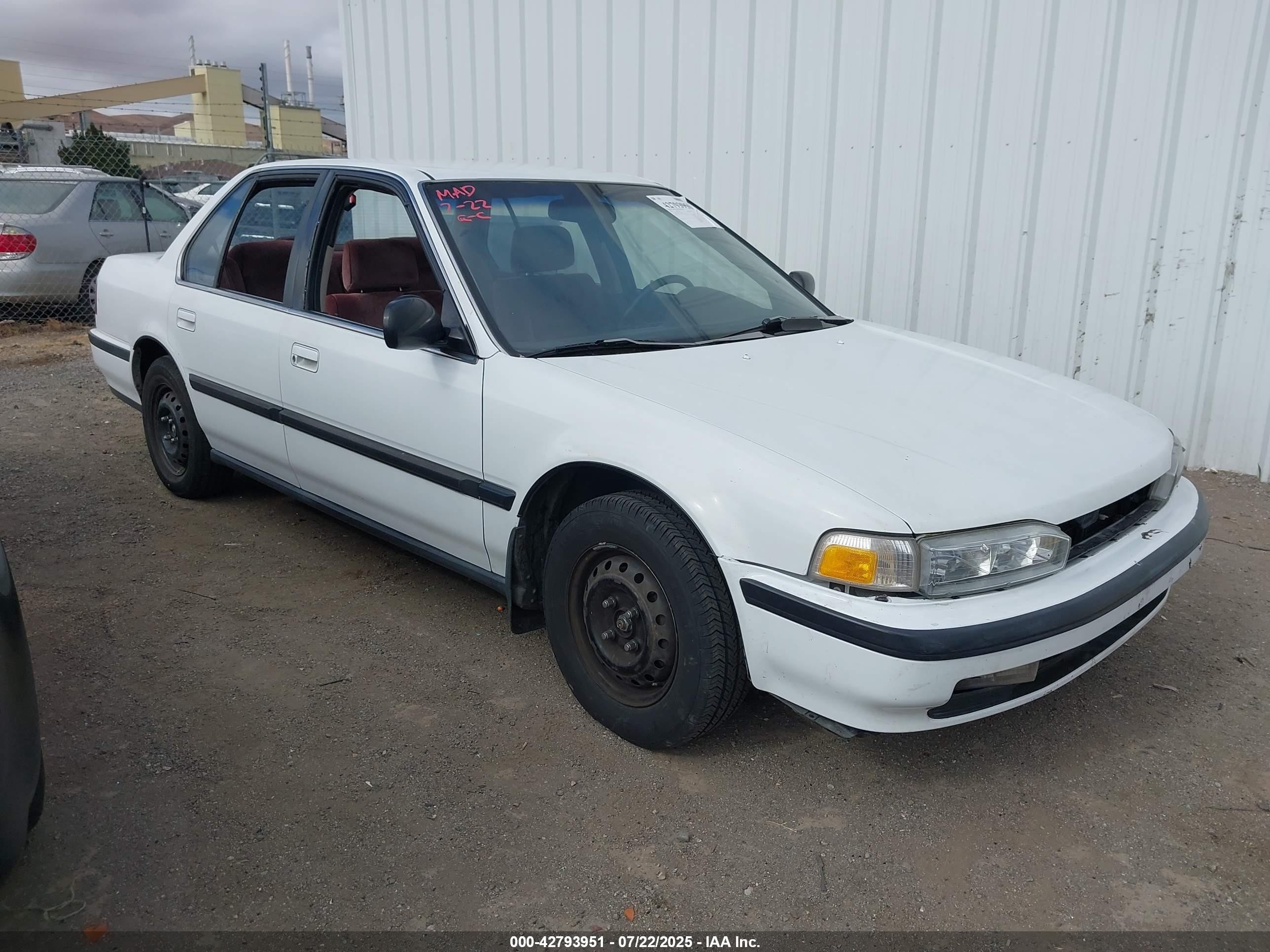1990 Honda Accord Lx/ex White vin: JHMCB7657LC024042