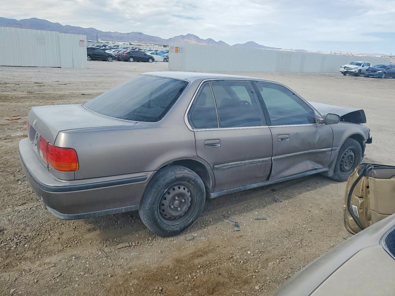 1993 Honda Accord Lx Brown vin: JHMCB7658PC046766