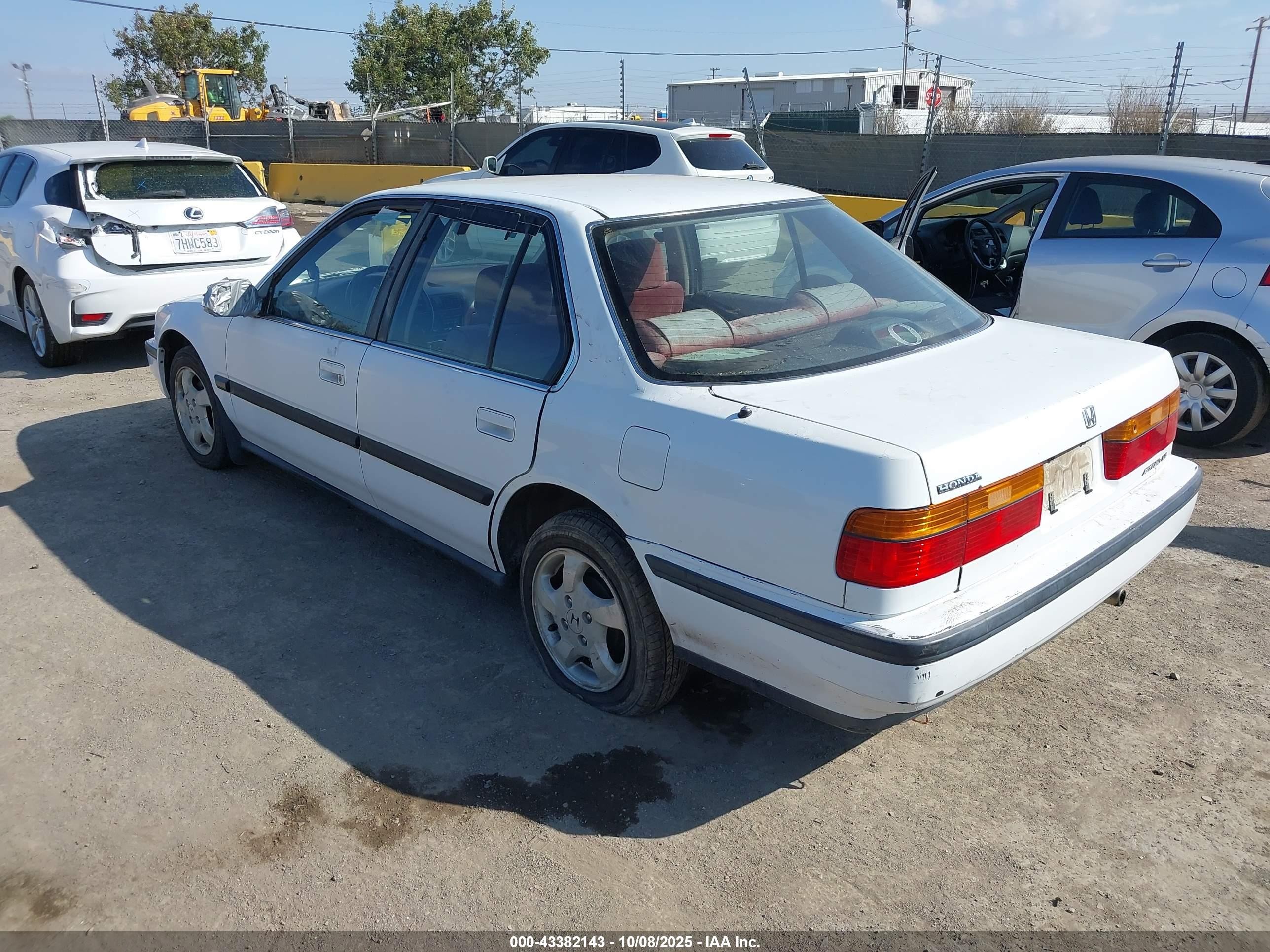 1990 Honda Accord Lx/ex White vin: JHMCB7659LC103387
