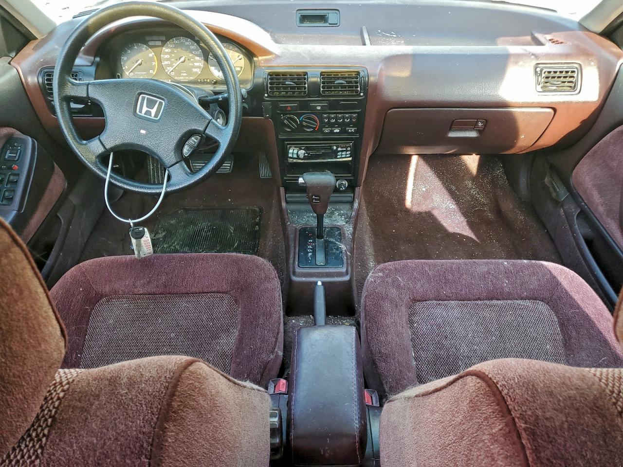 1991 Honda Accord Tan vin: JHMCB7660MC097523