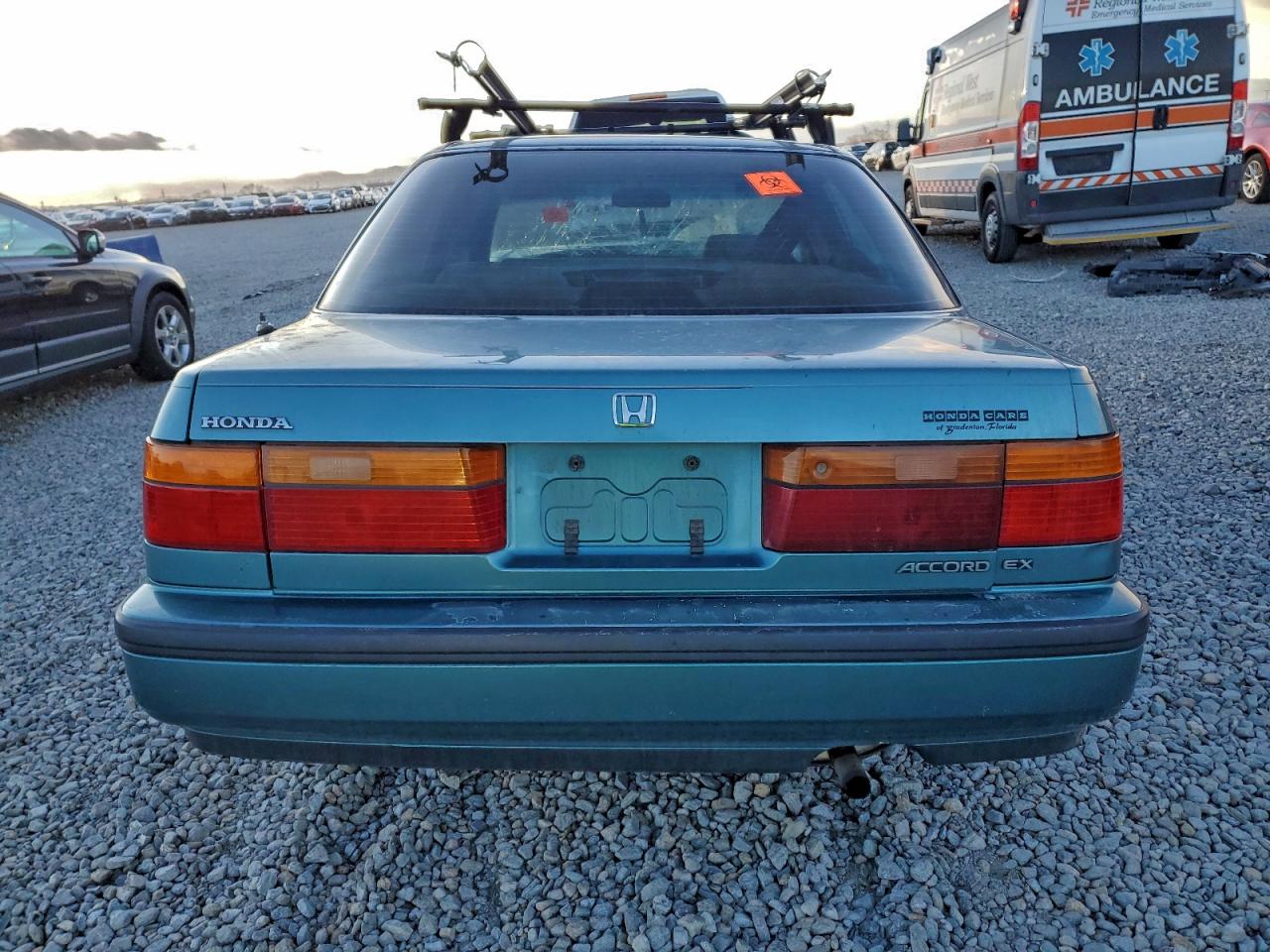 1990 Honda Accord Ex Teal vin: JHMCB7669LC038503