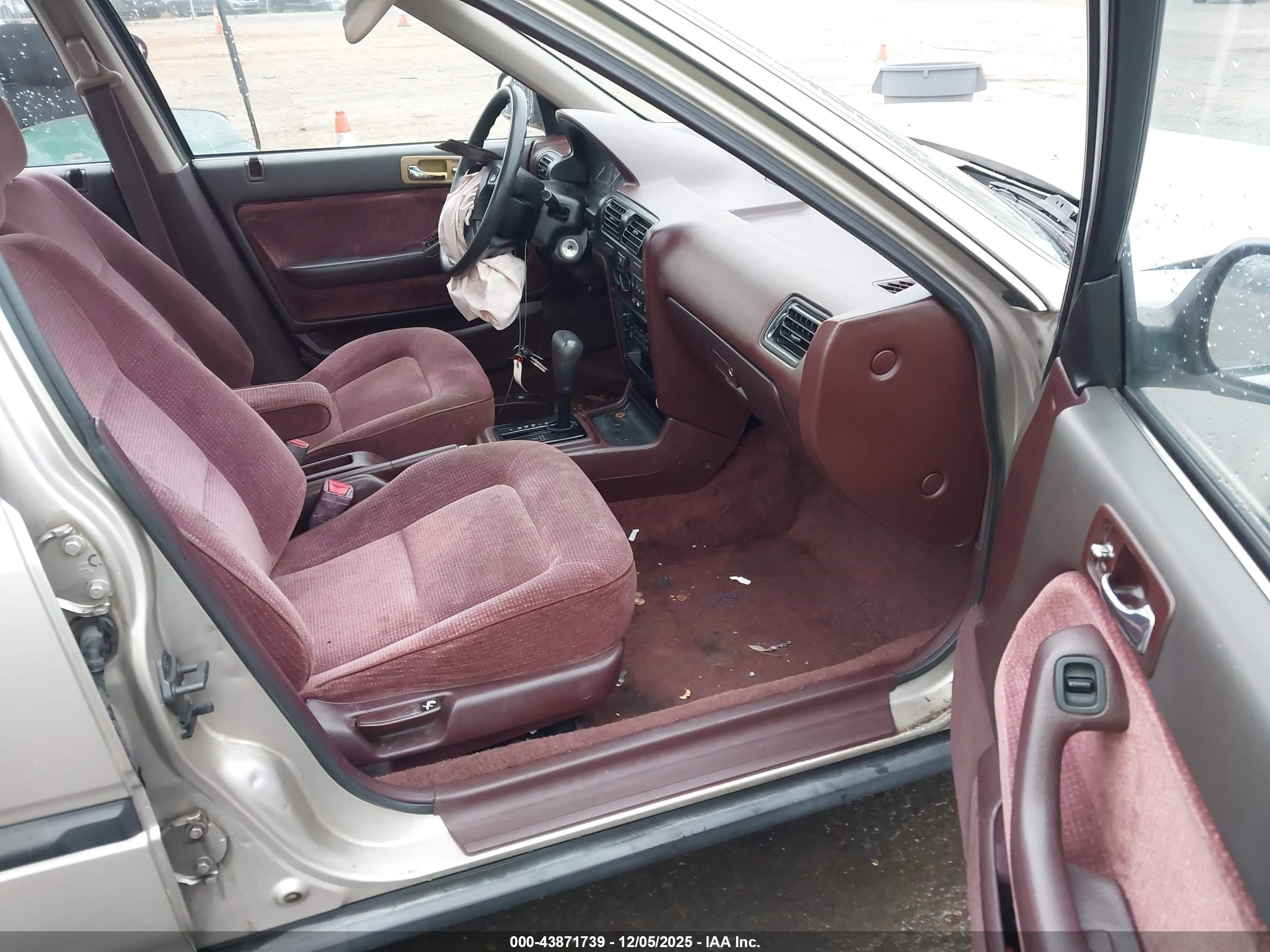 1993 Honda Accord Ex Tan vin: JHMCB7674PC001017