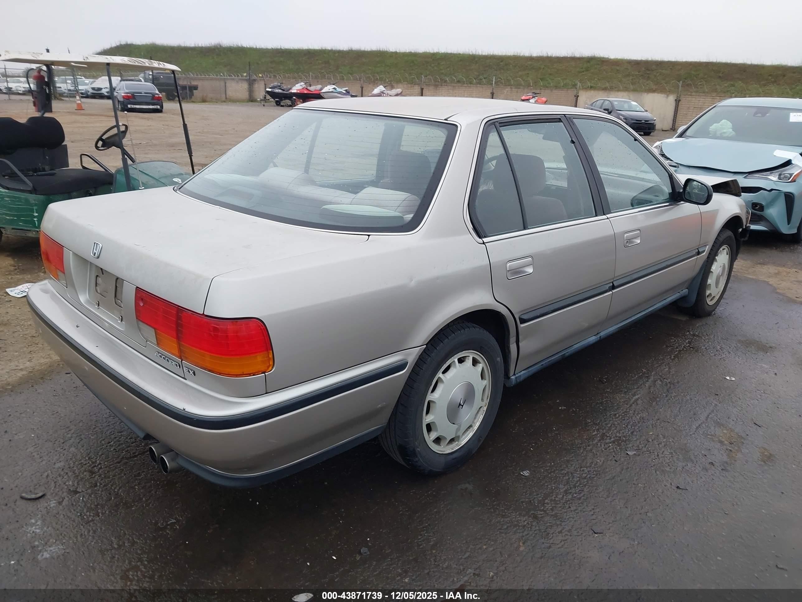 1993 Honda Accord Ex Tan vin: JHMCB7674PC001017
