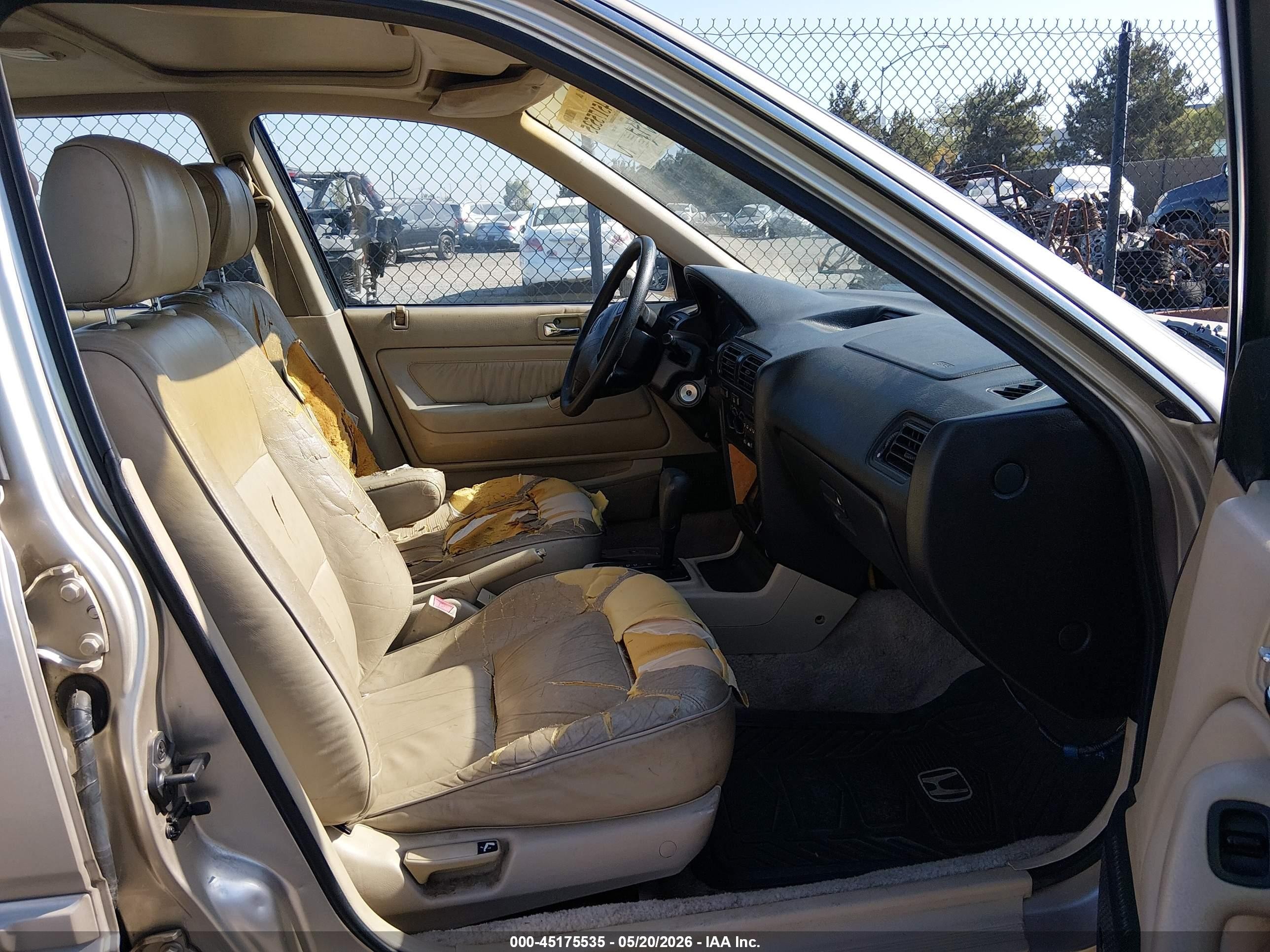 1993 Honda Accord Se Champagne vin: JHMCB7689PC049430