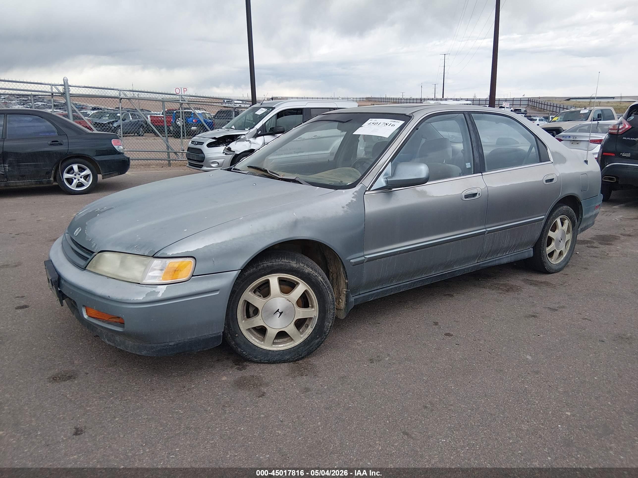 1994 Honda Accord Ex Blue vin: JHMCD555XRC118084