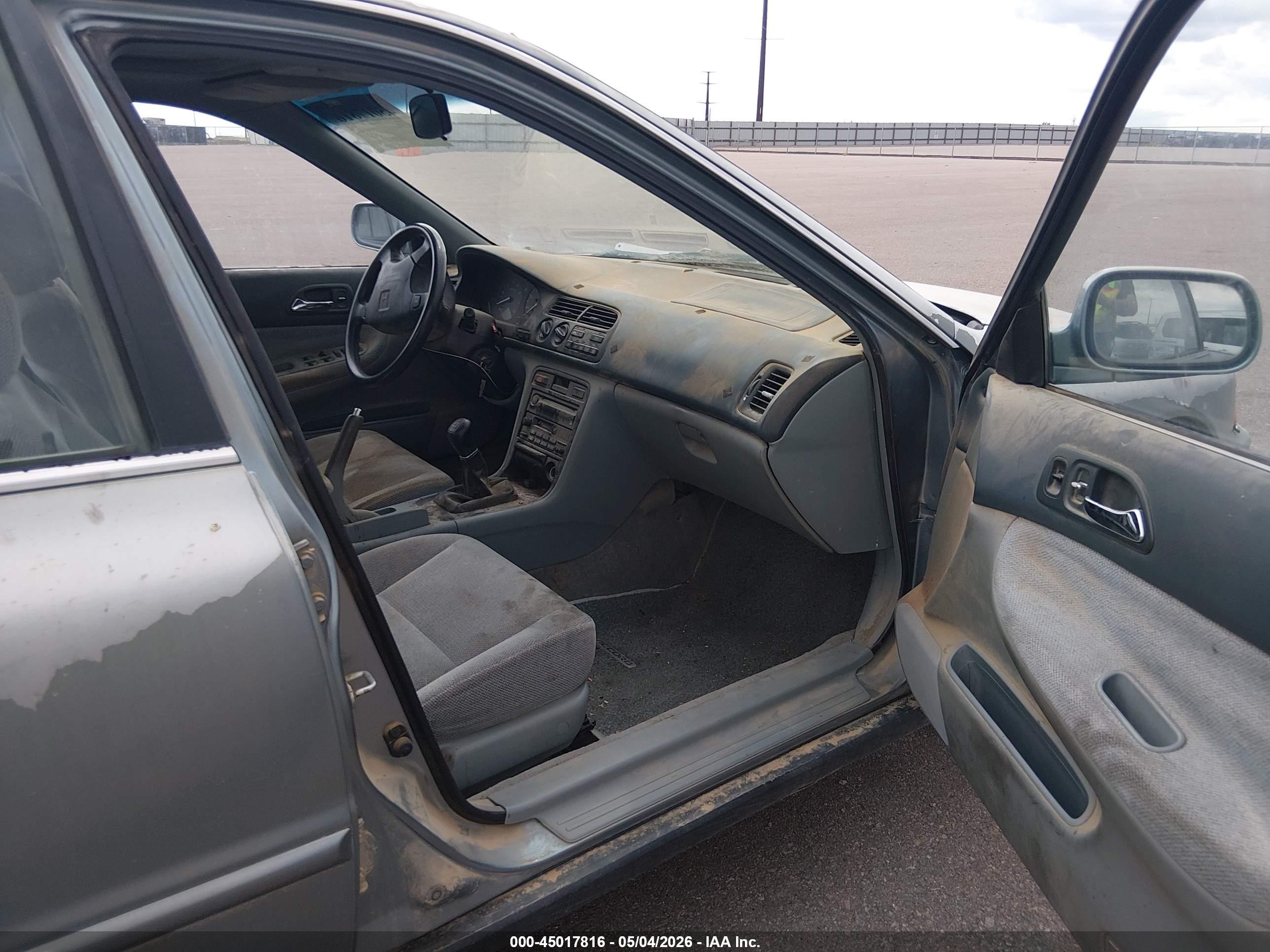 1994 Honda Accord Ex Blue vin: JHMCD555XRC118084