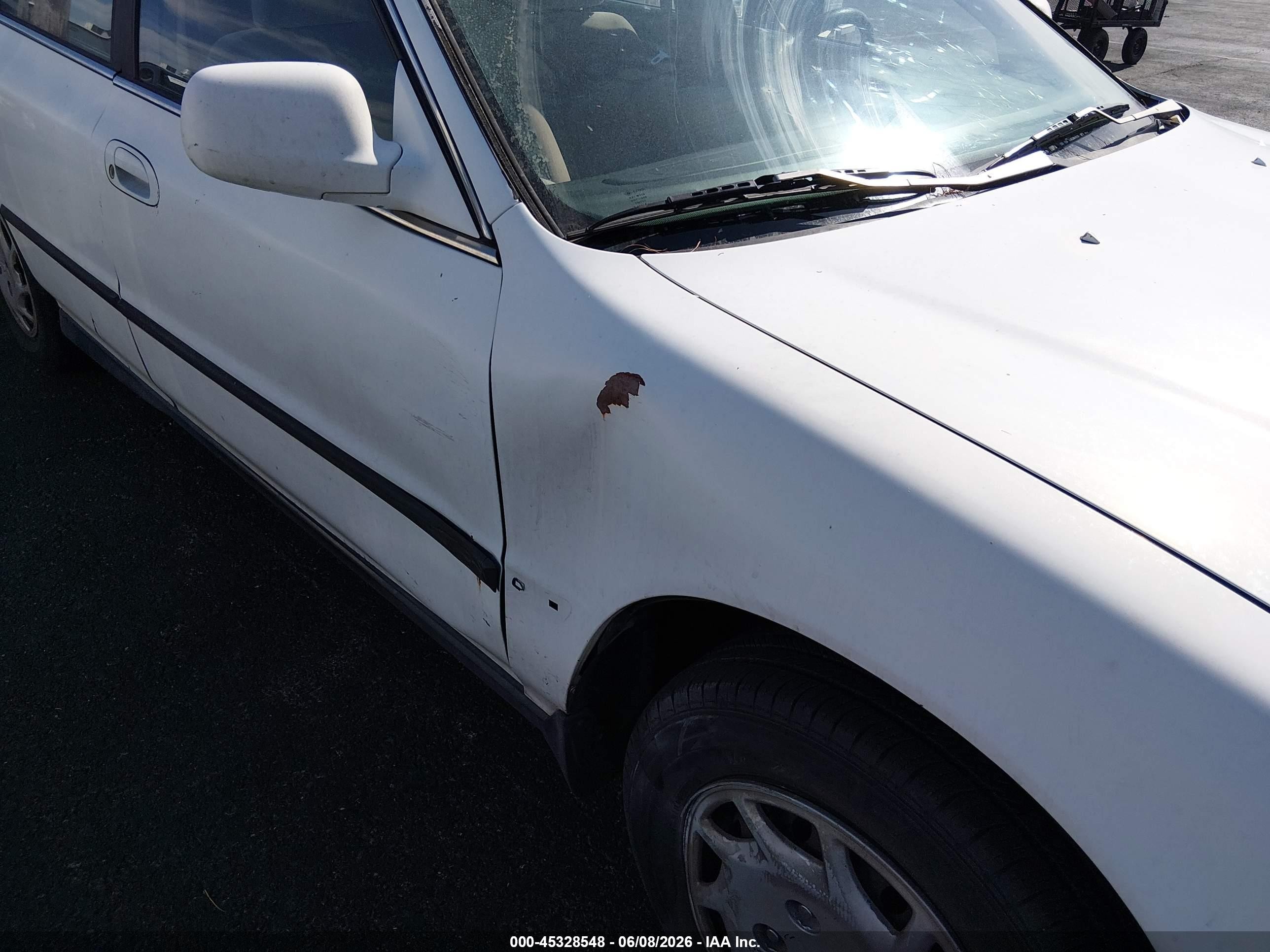 1994 Honda Accord Lx White vin: JHMCD5631RC105852