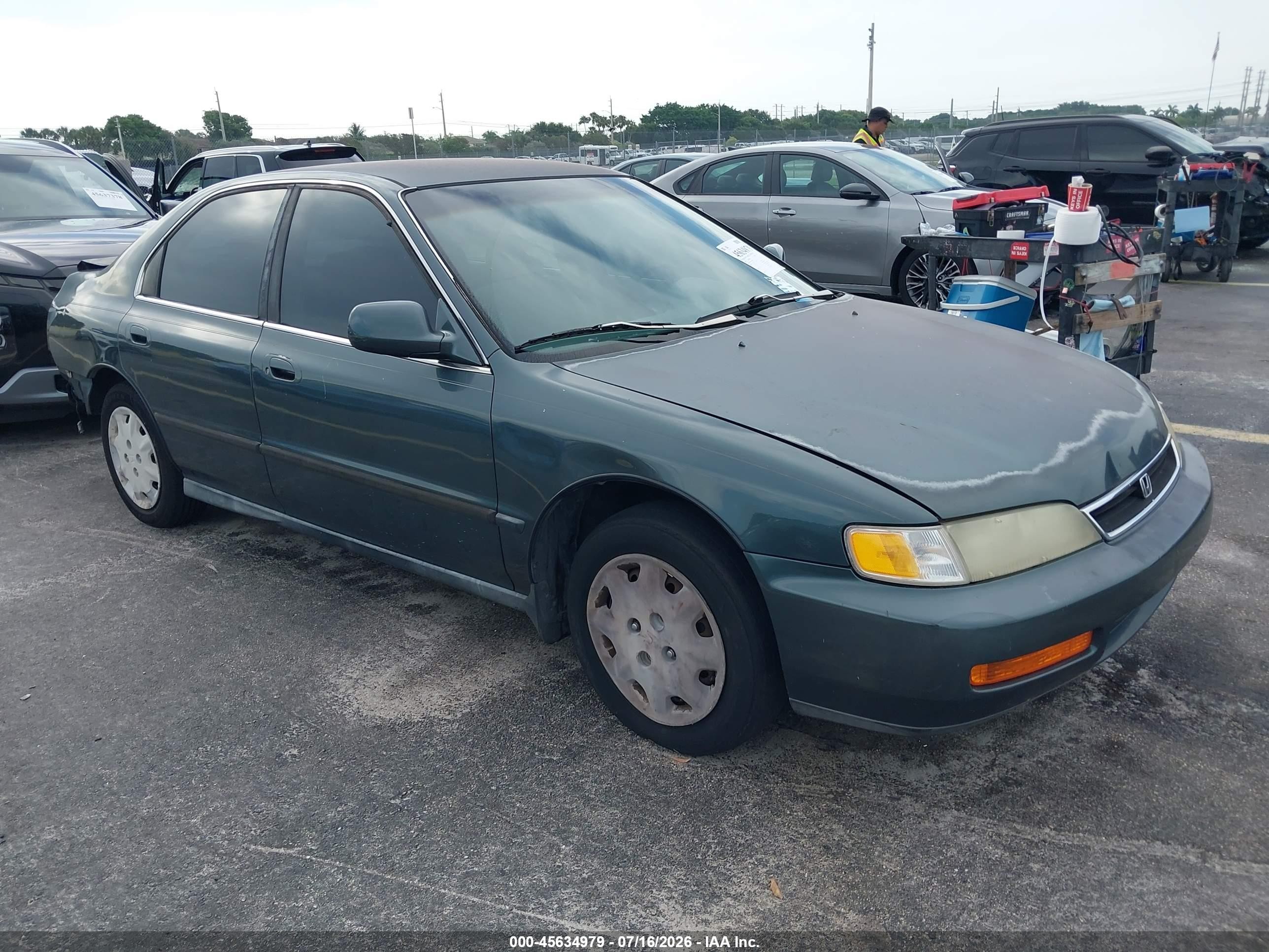 1997 Honda Accord Lx Green vin: JHMCD5635VC005991
