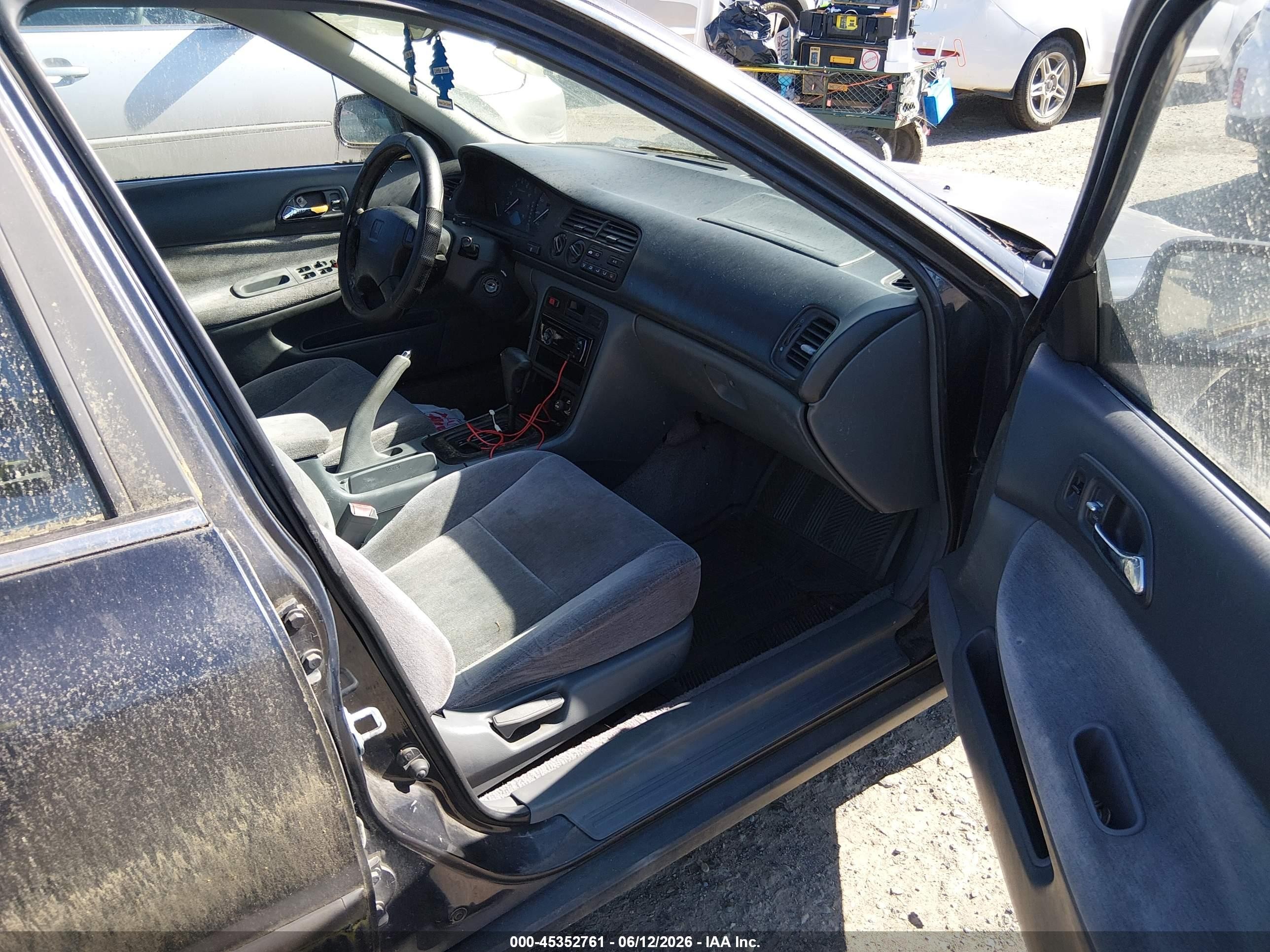 1995 Honda Accord Lx Black vin: JHMCD5639SC061038